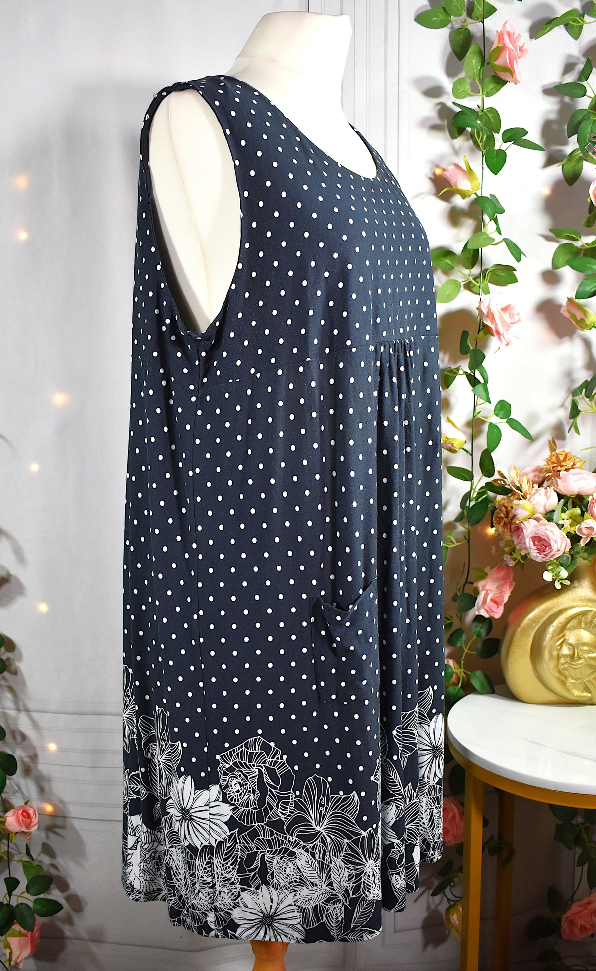 Robe en jersey bleu marine fleurs & pois