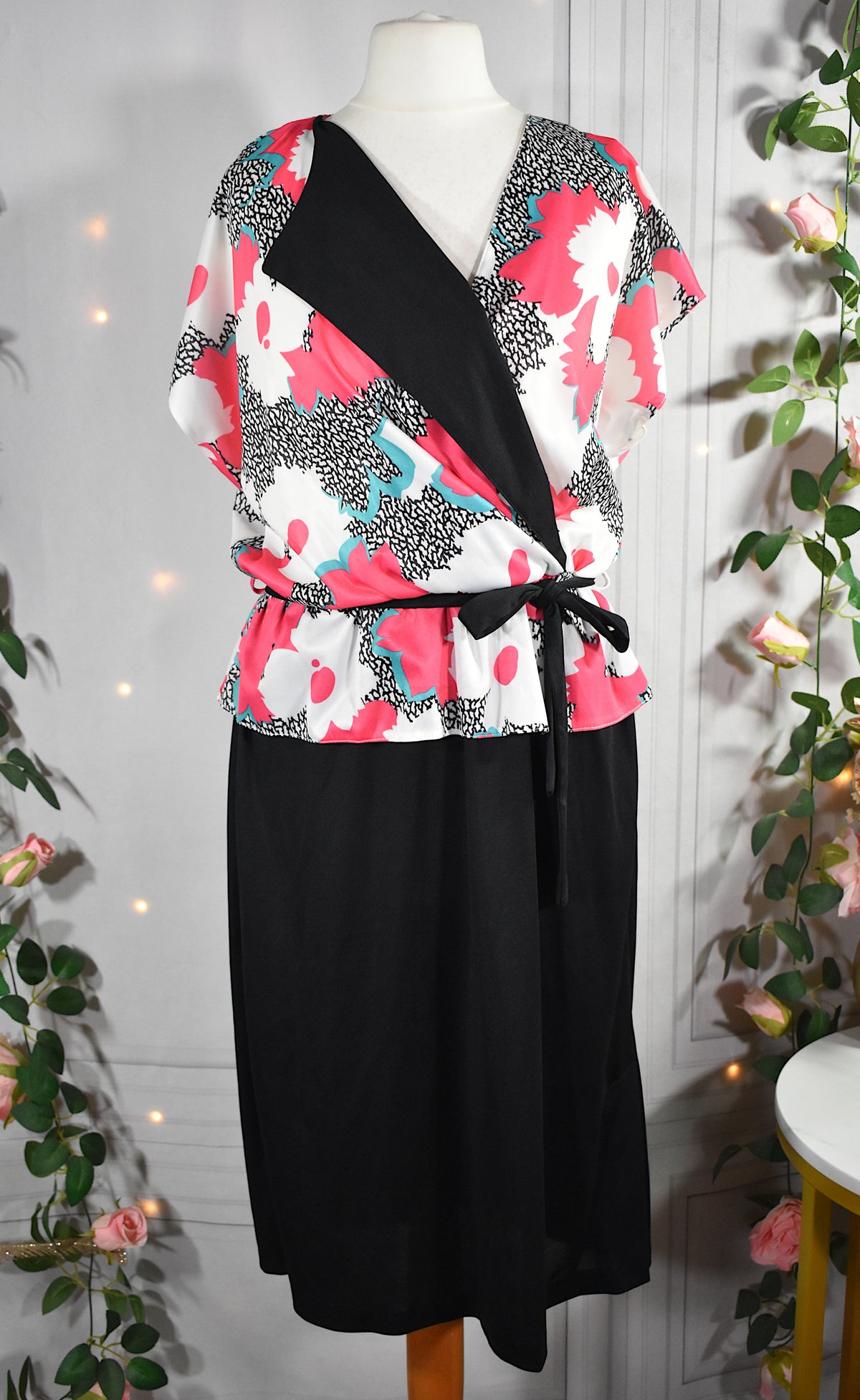 Robe peplum à fleurs