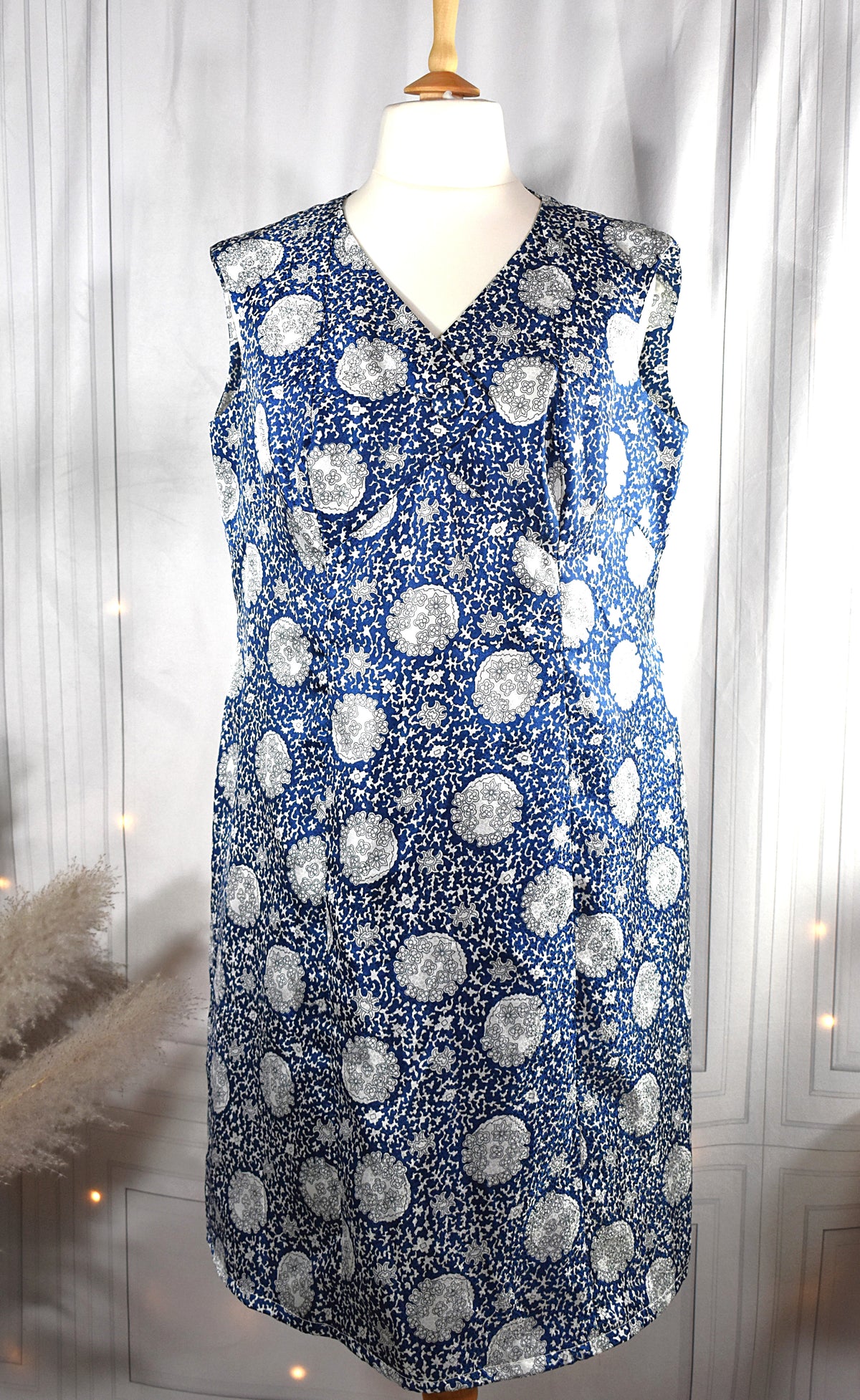 Robe satinée bleue & blanche