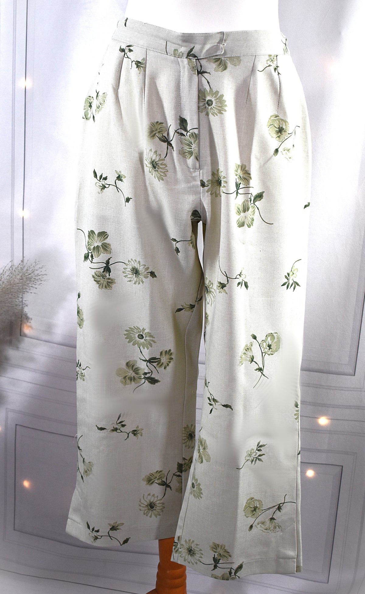 Pantacourt beige fleuri