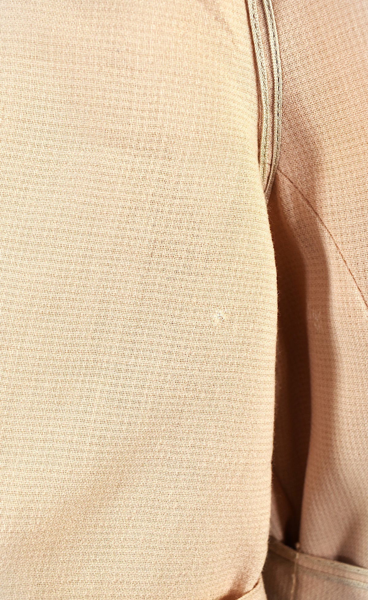 Robe en laine vierge jaune pastel vintage