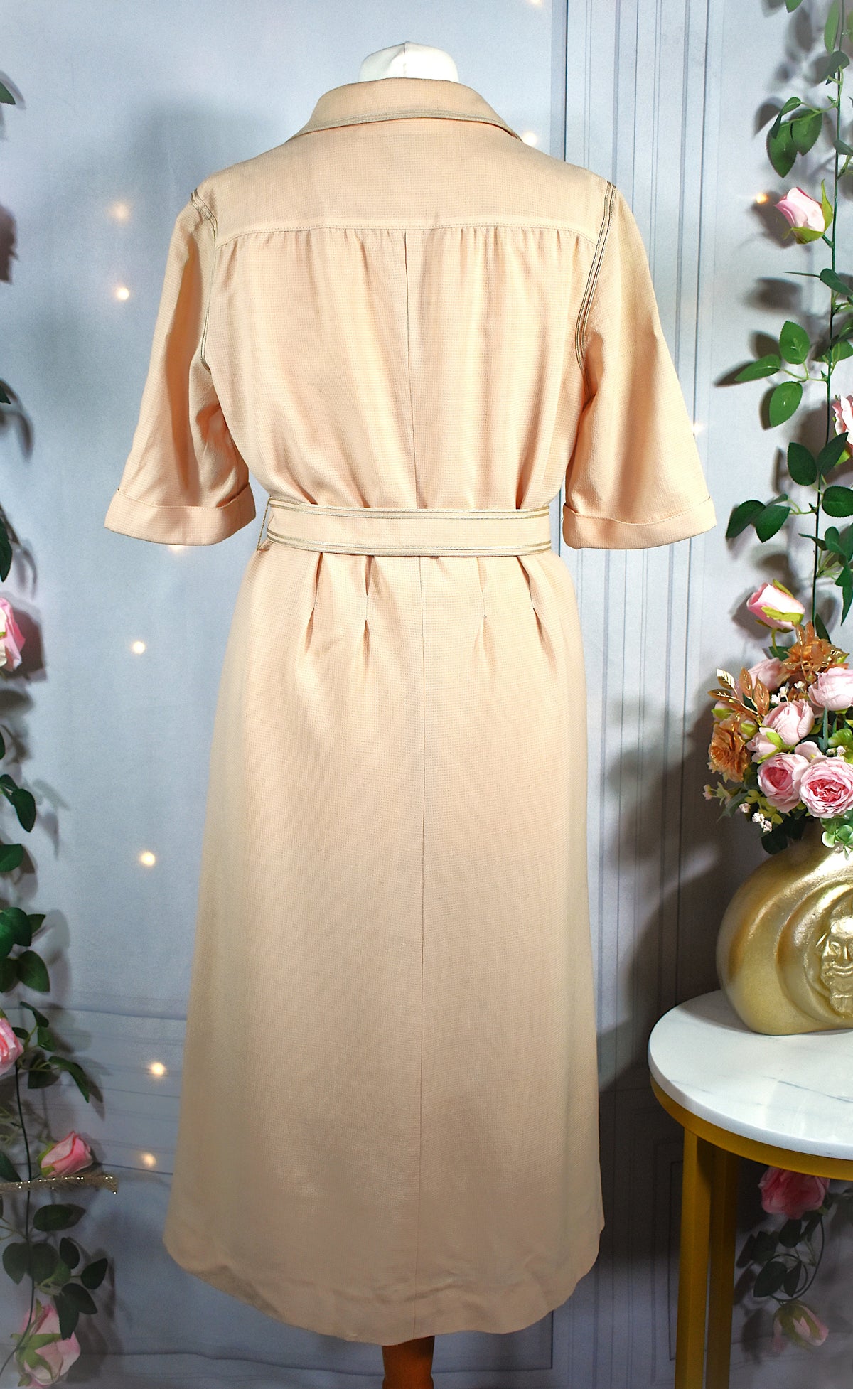 Robe en laine vierge jaune pastel vintage