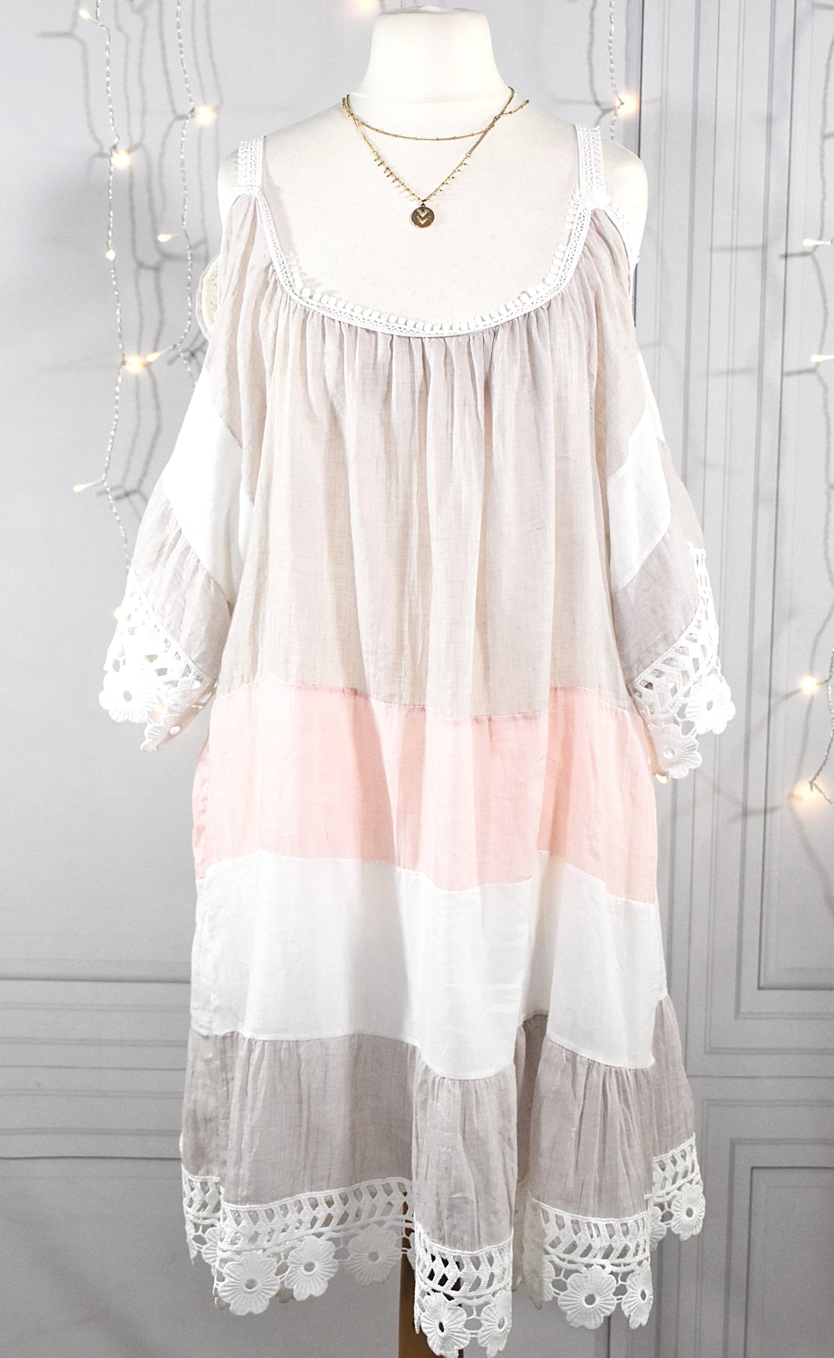 Robe courte bohème pastel