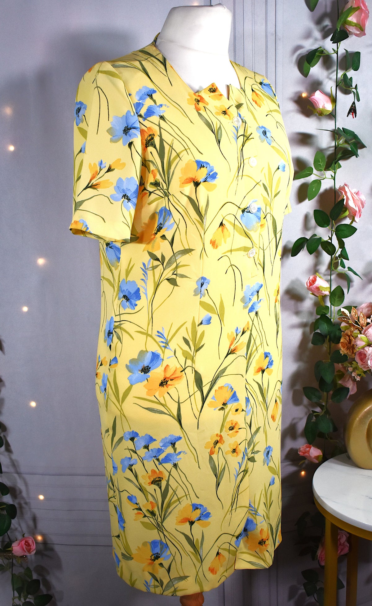 Robe champêtre à fleurs jaune