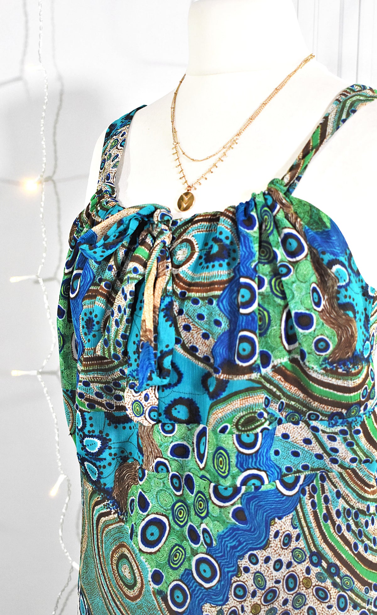 Robe mesh à motifs