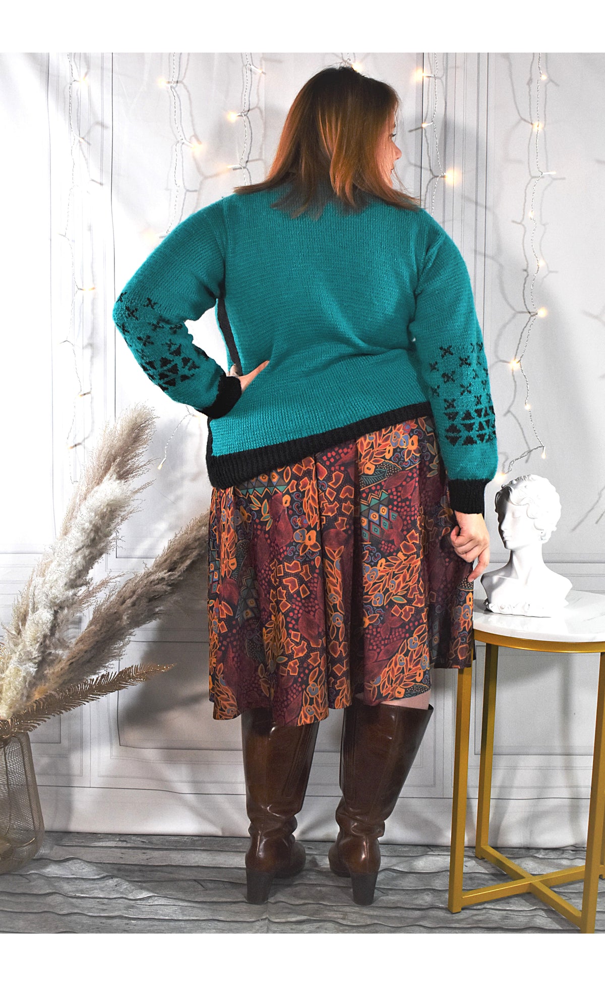 Pull-over vert viride aux motifs noirs