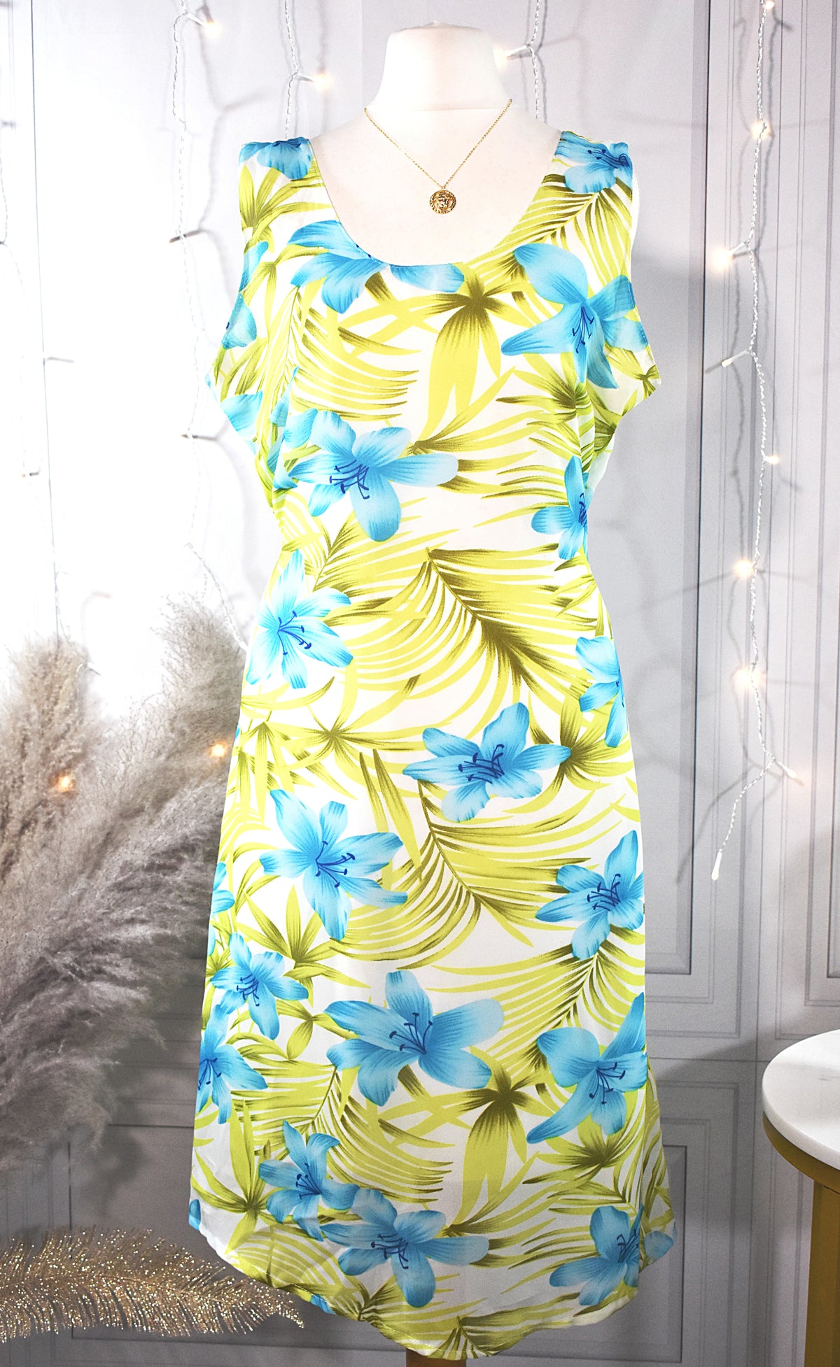 Robe fleurs d'hibiscus vertes & bleues