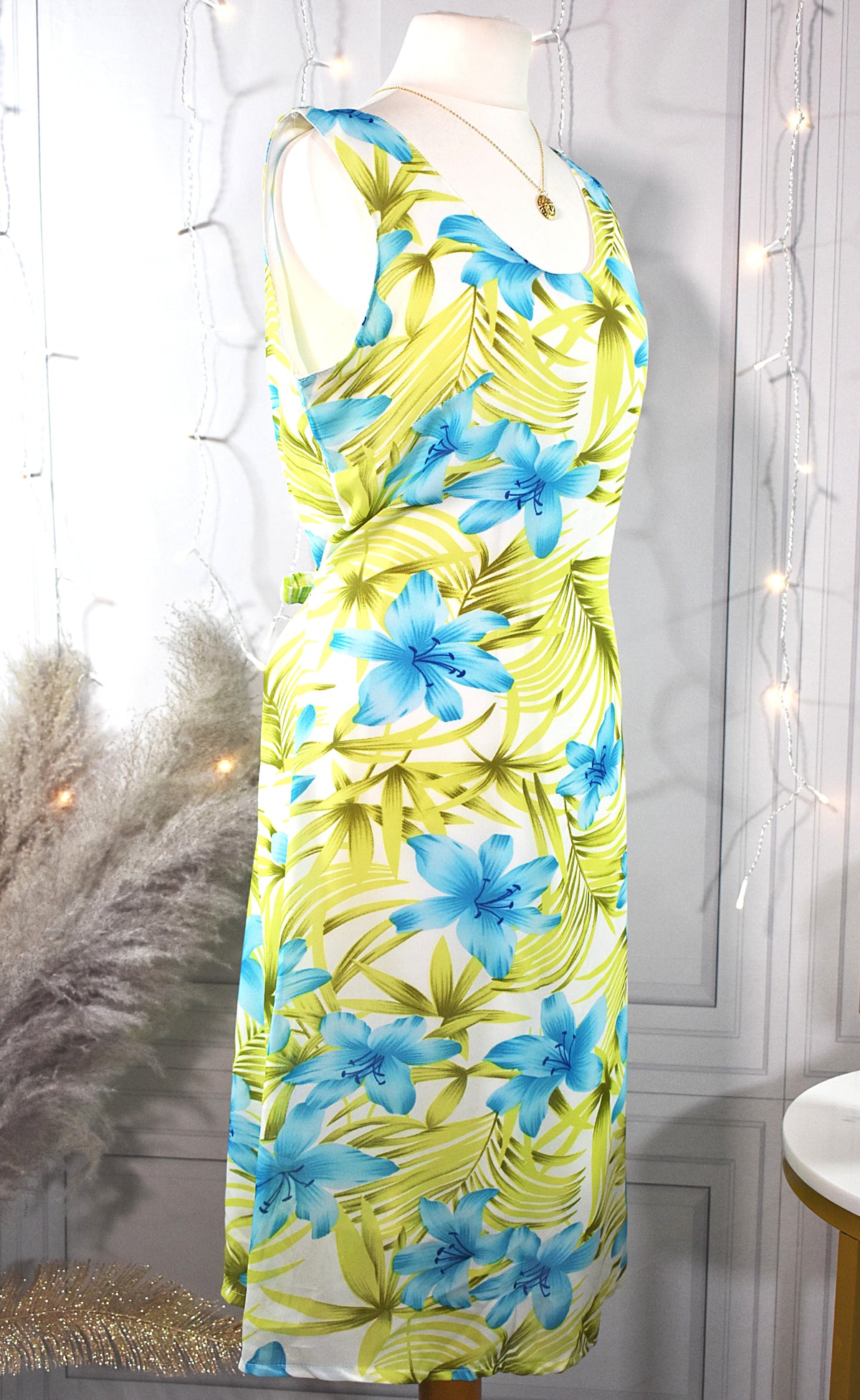 Robe fleurs d'hibiscus vertes & bleues