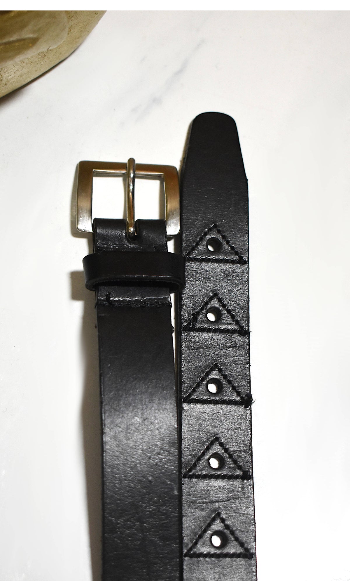 Ceinture vintage en cuir de vachette noire – Fabriquée aux Pays-Bas