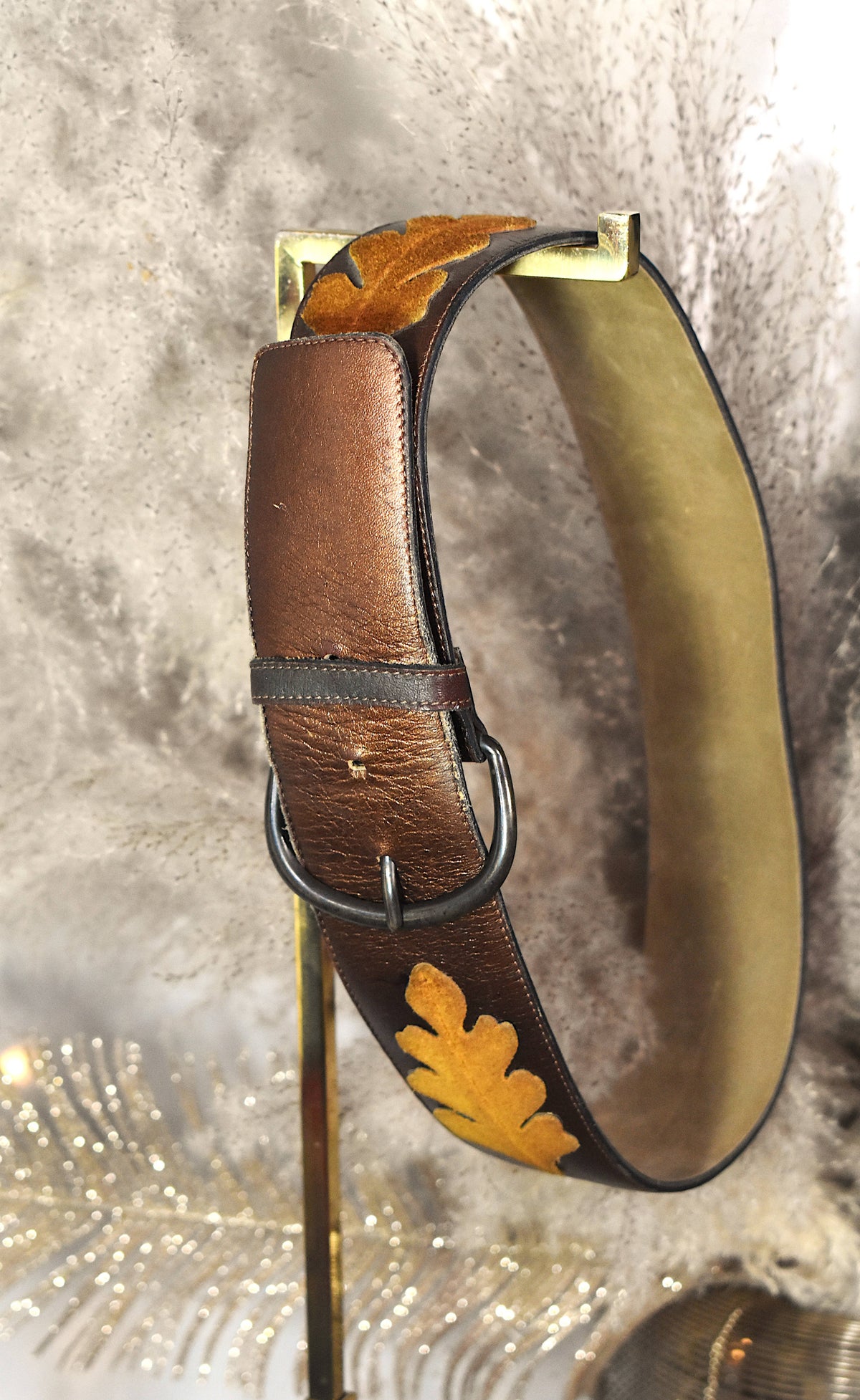Ceinture cuir marron daim camel feuilles d’automne