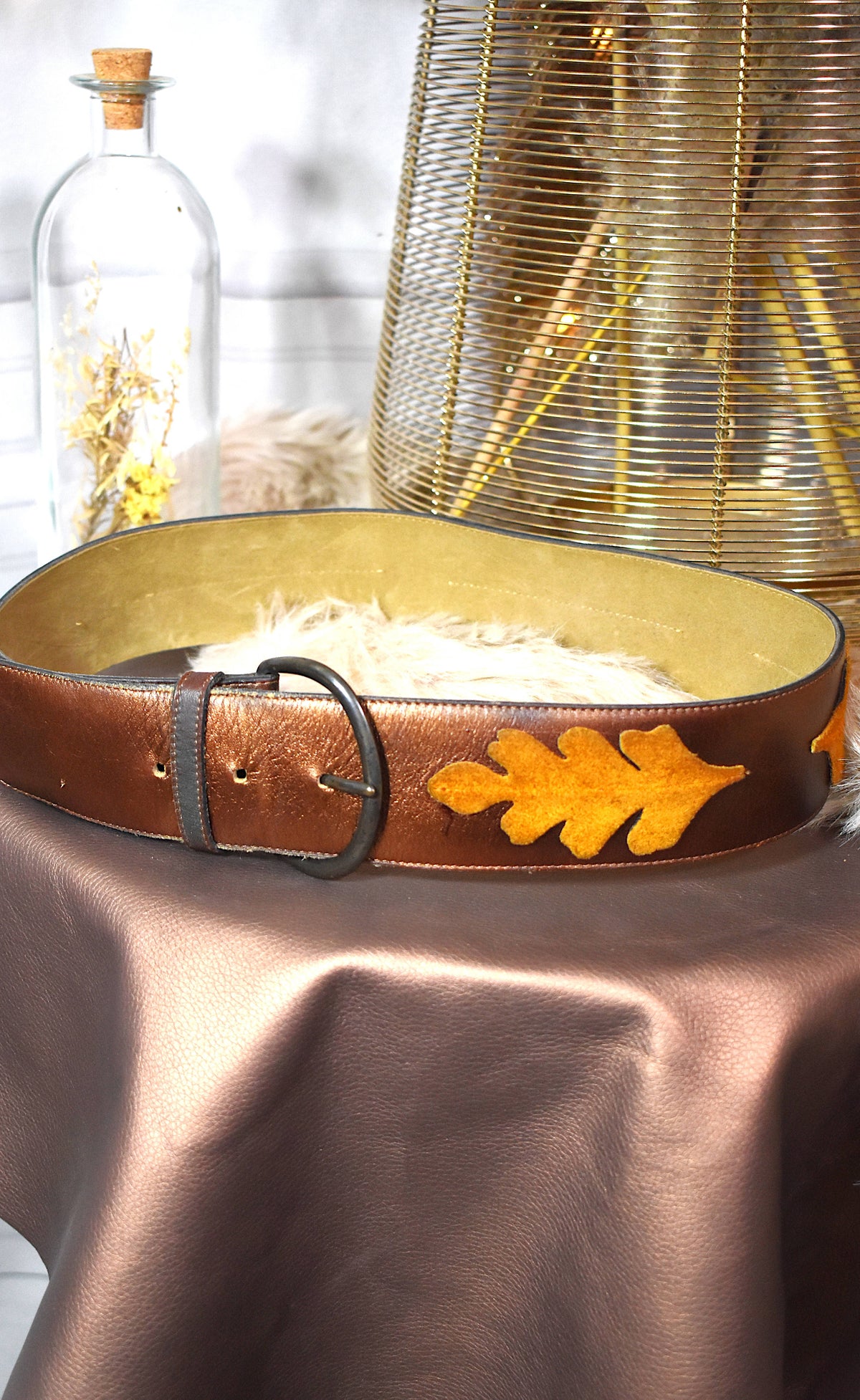 Ceinture cuir marron daim camel feuilles d’automne