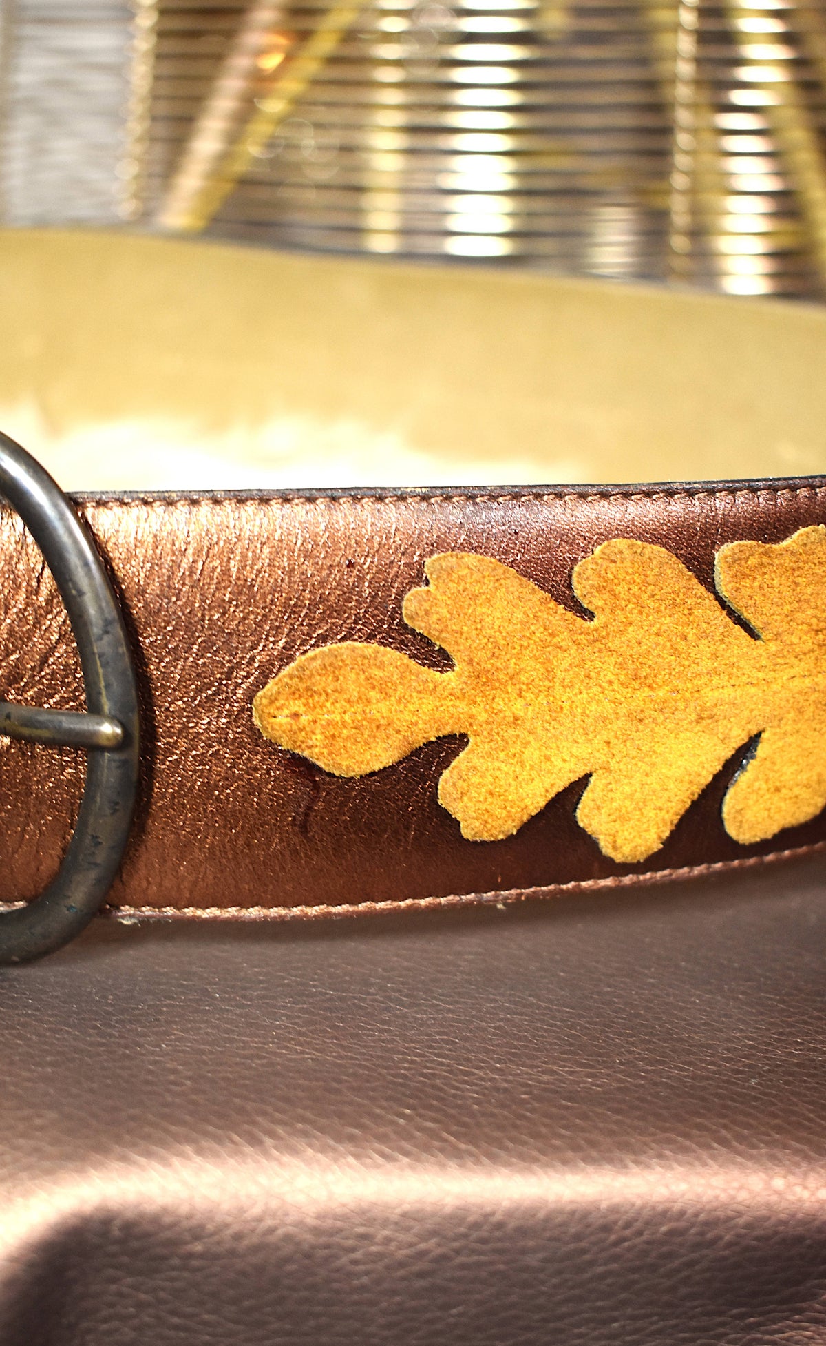 Ceinture cuir marron daim camel feuilles d’automne