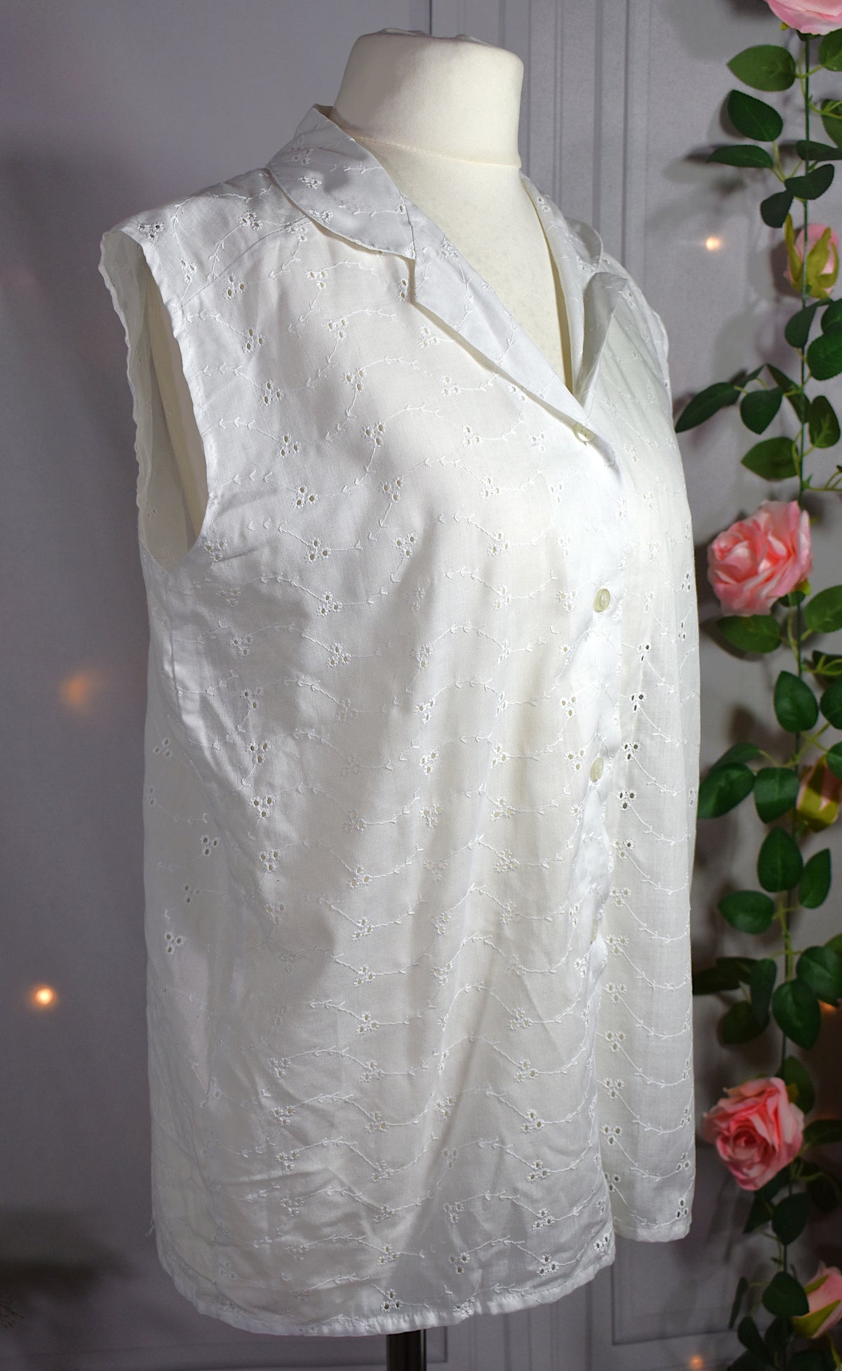 Chemise sans manche broderies anglaises blanche