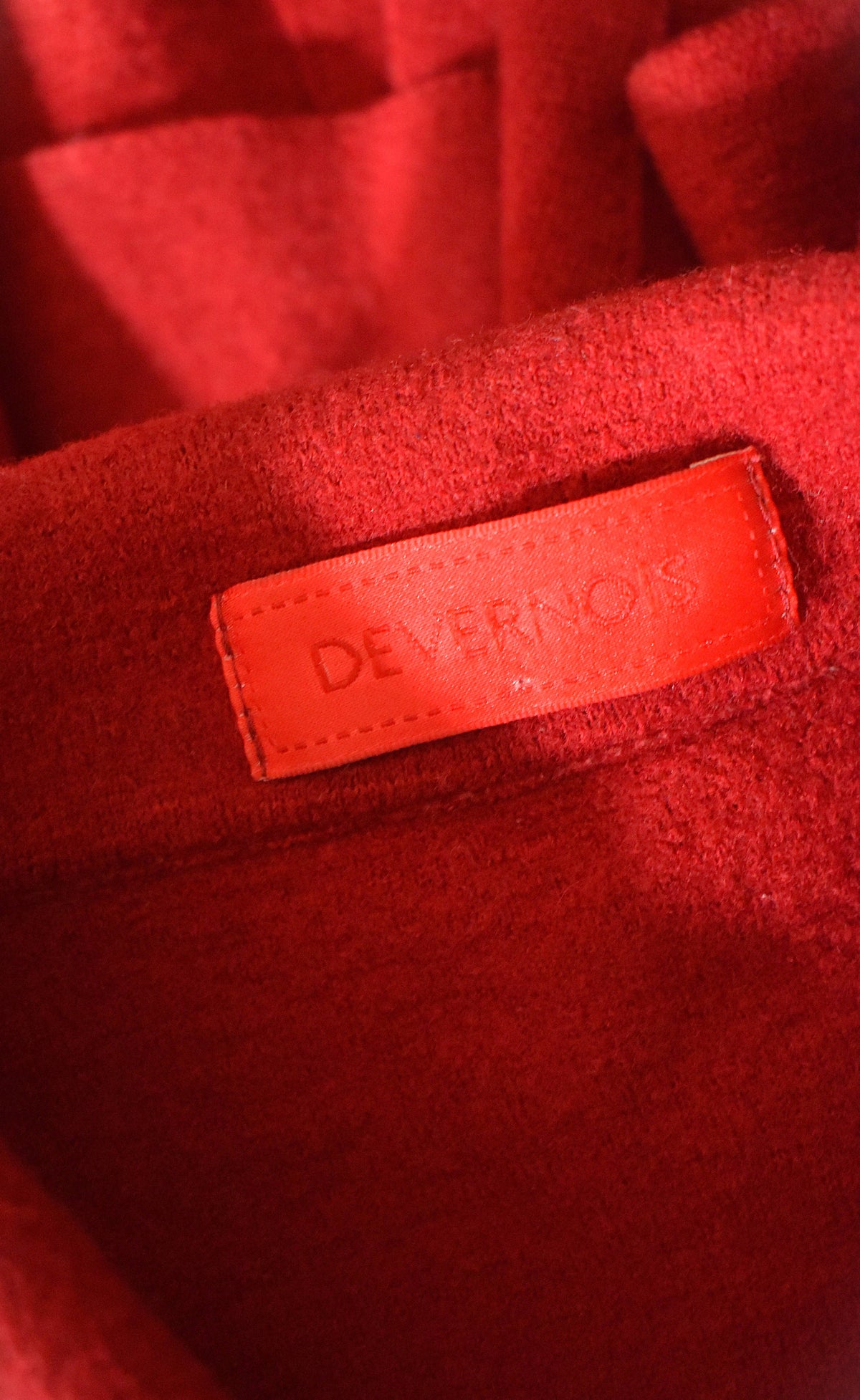 Veste Devernois rouge 100% laine boutons nacrés