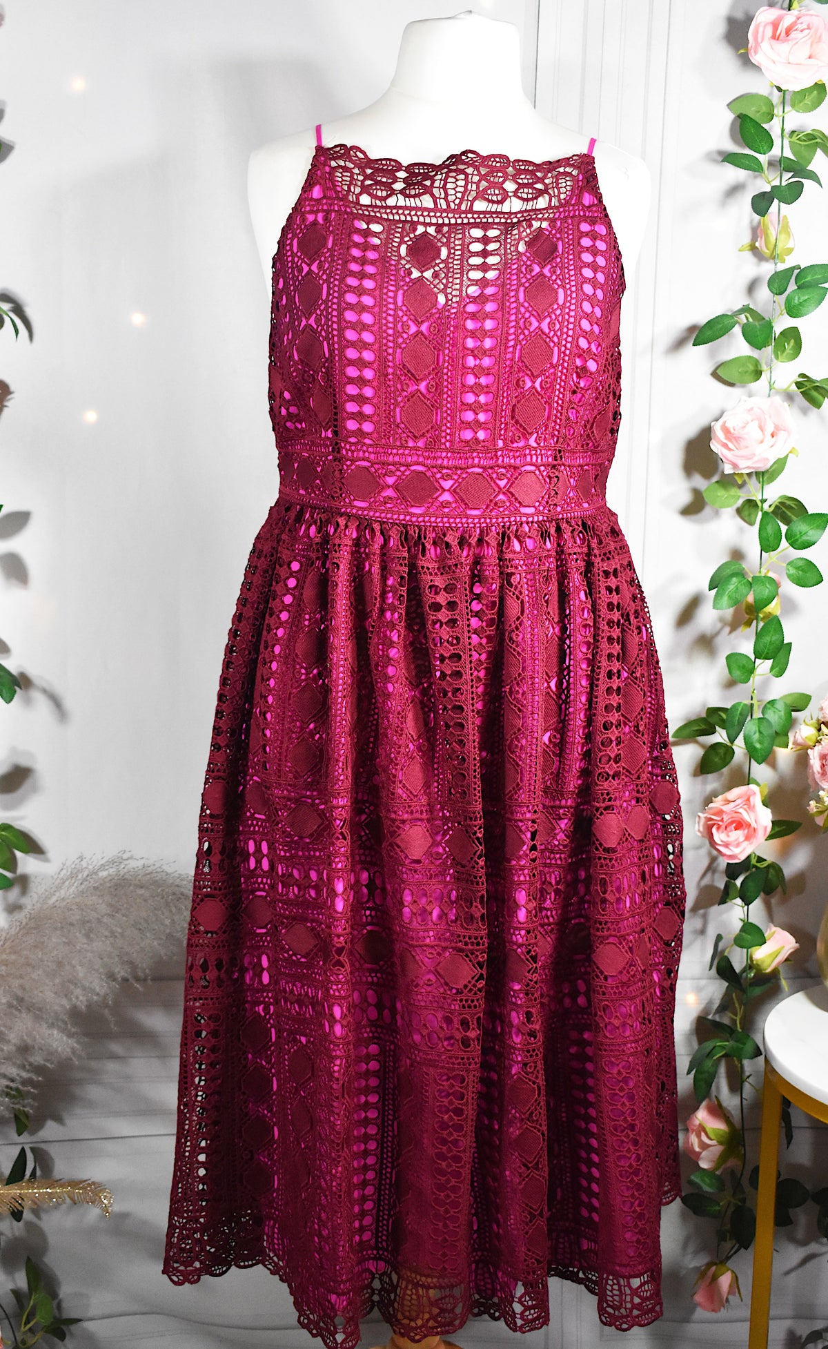 Robe en dentelle prune & rose