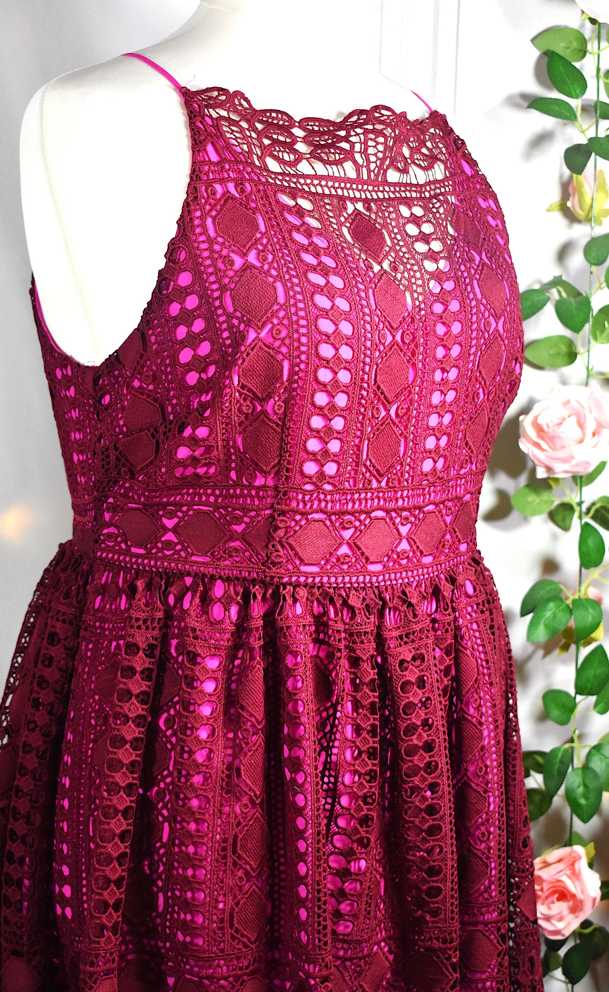 Robe en dentelle prune & rose