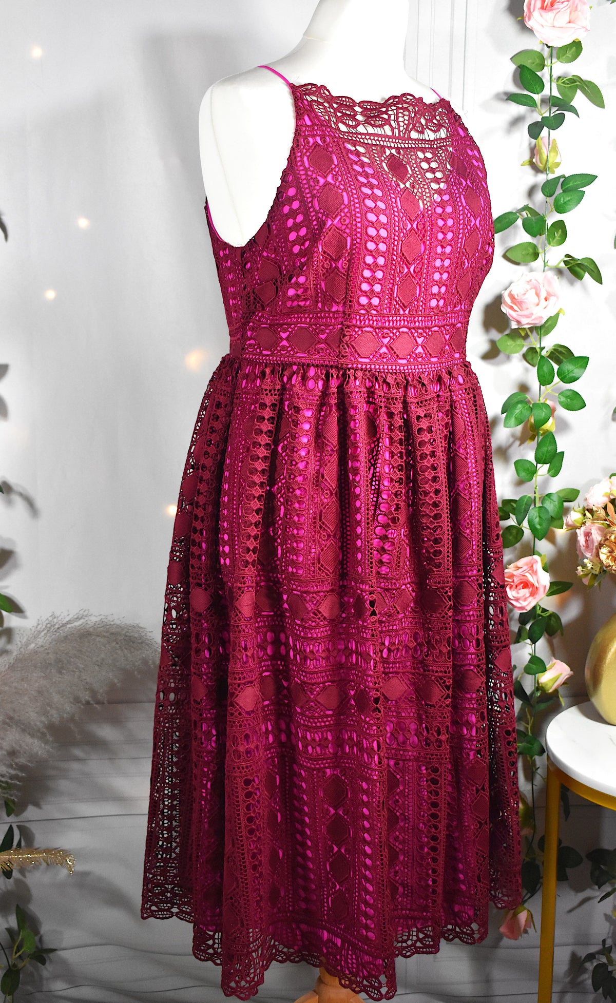 Robe en dentelle prune & rose