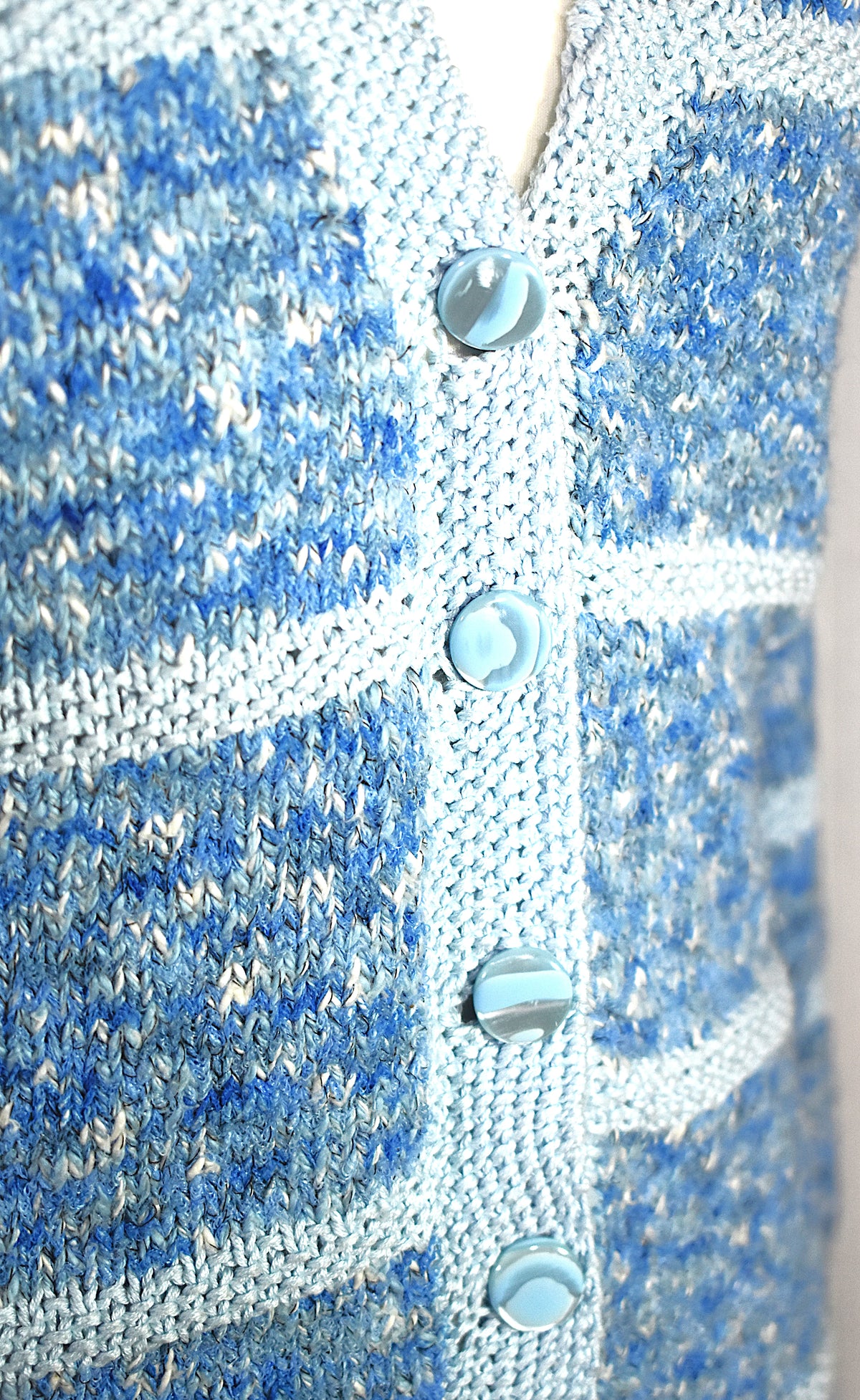 Gilet vintage fait main tons bleus marbrés