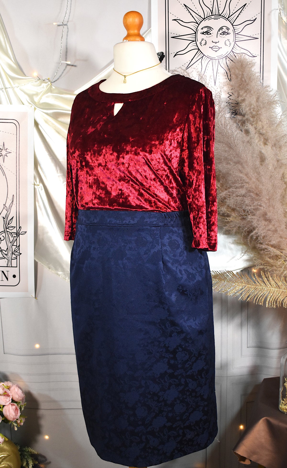 Jupe vintage bleu marine jacquard