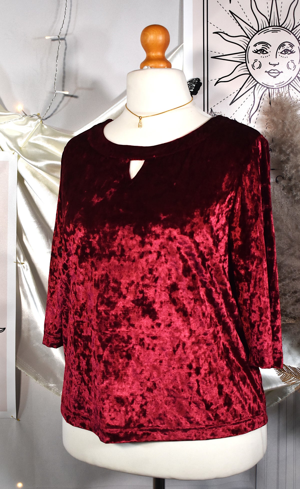 Top vintage en velours rouge bordeaux