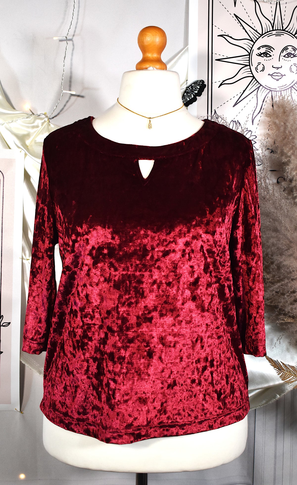 Top vintage en velours rouge bordeaux