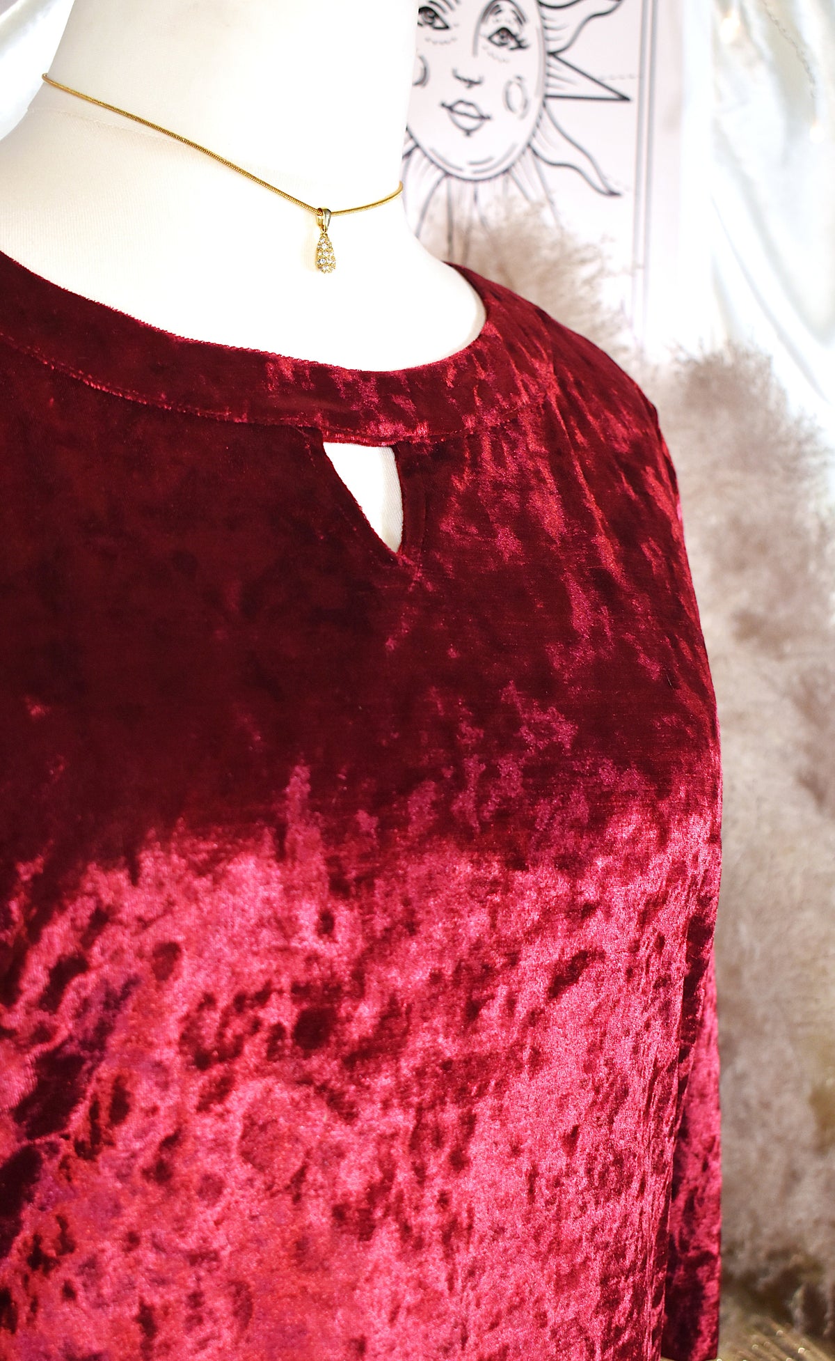 Top vintage en velours rouge bordeaux