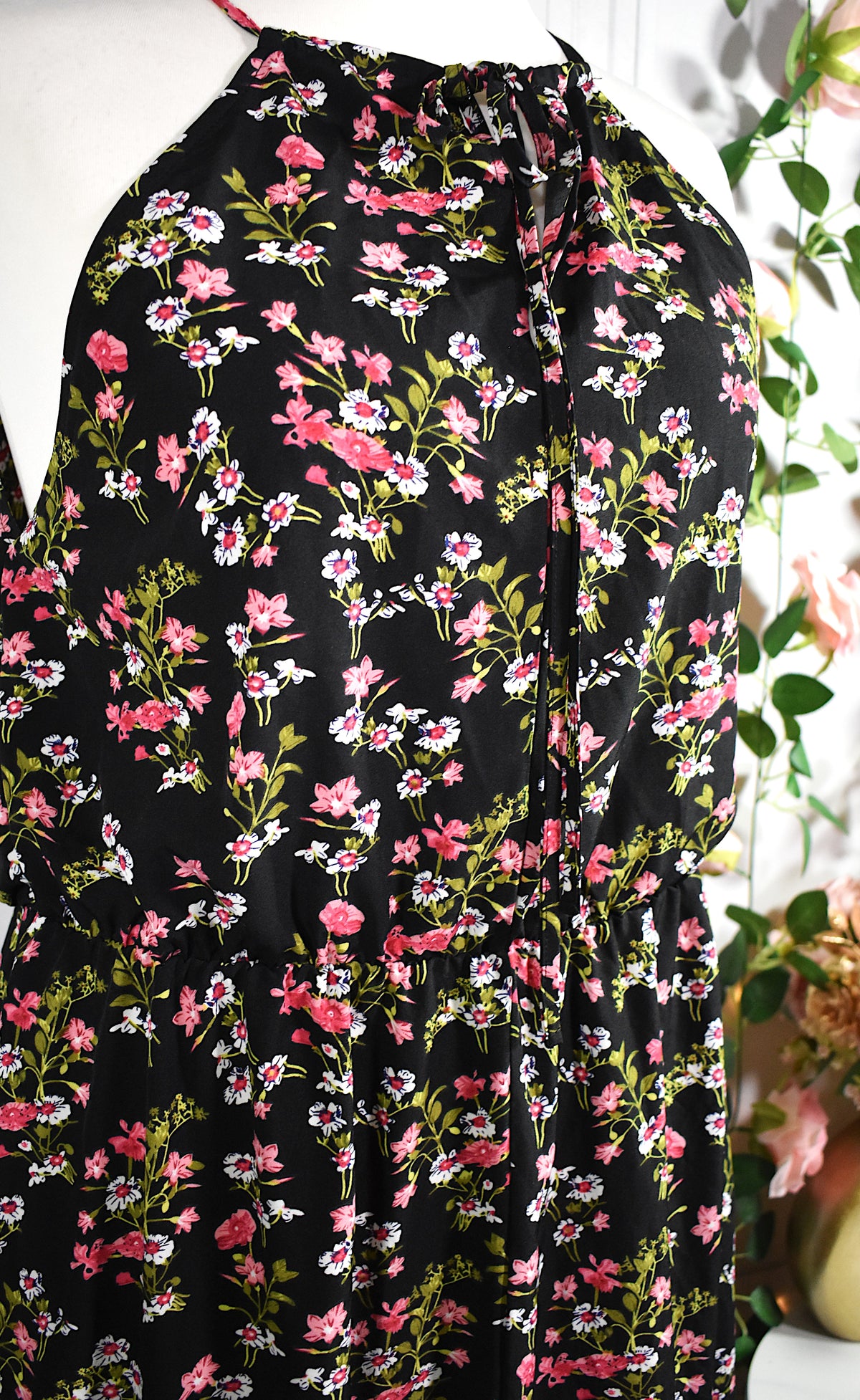 Robe longue noire aux fleurs roses & blanches