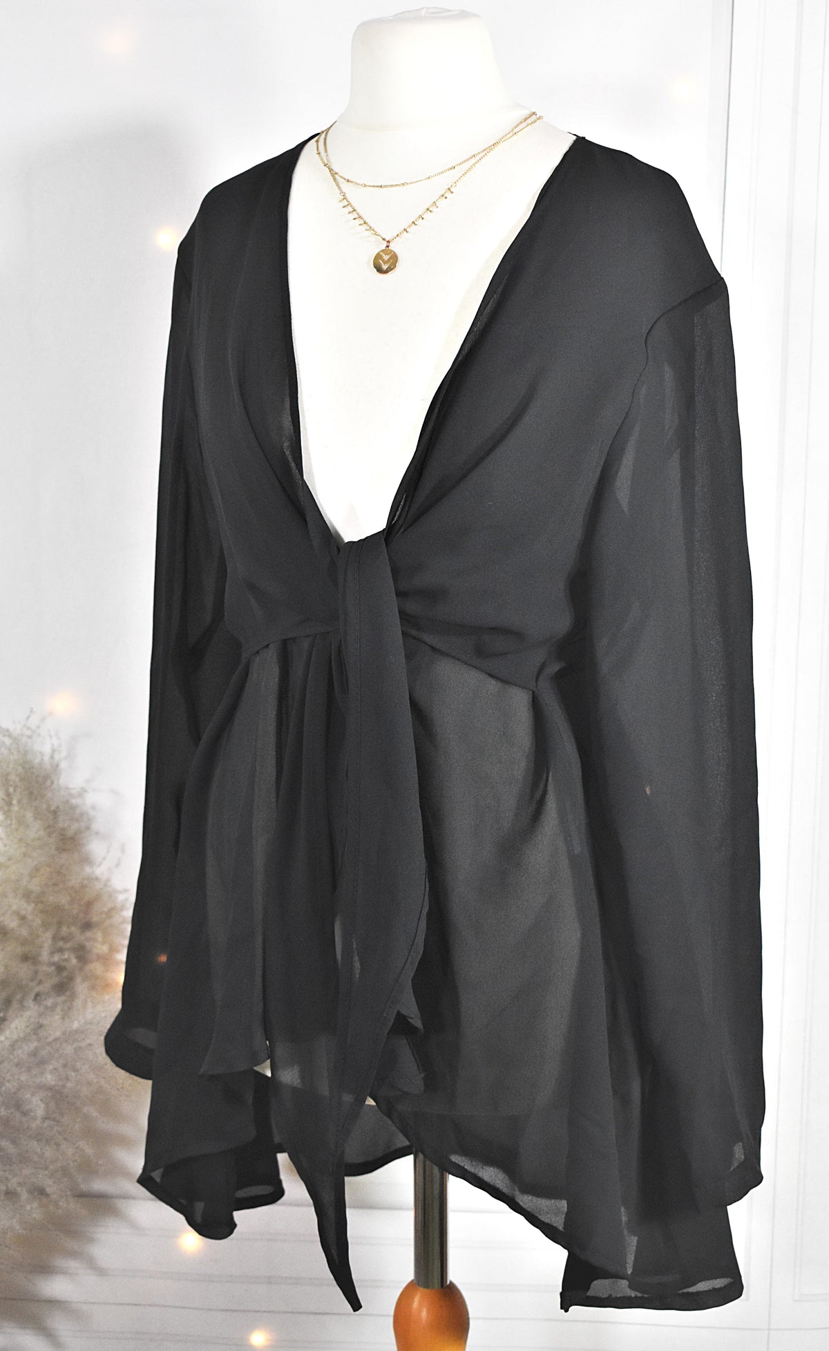 Chemise en mousseline noire