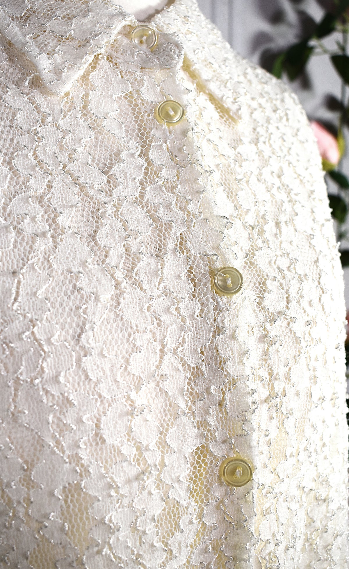 Chemise en guipure blanc cassé
