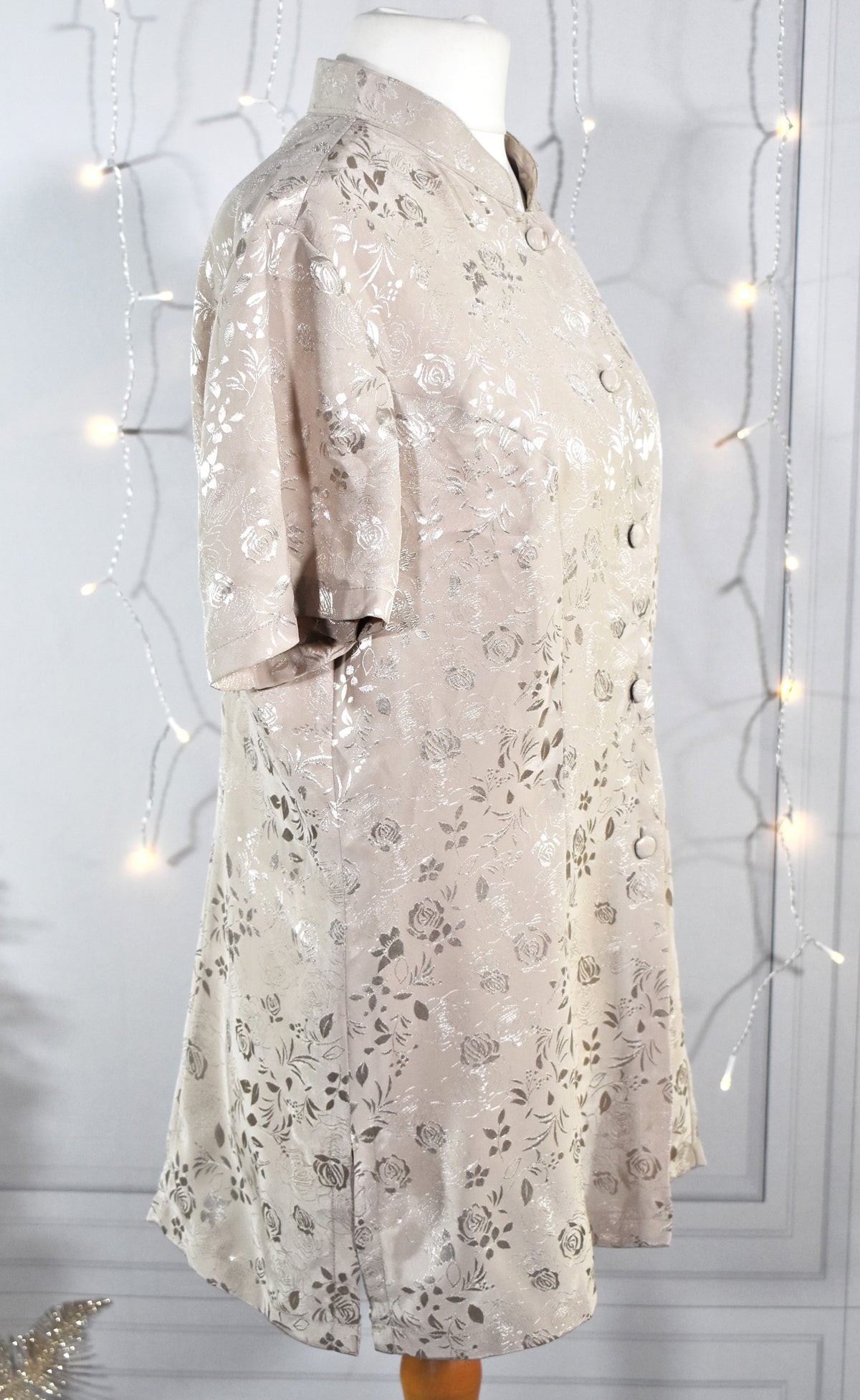 Chemise vintage à motifs floraux damassés