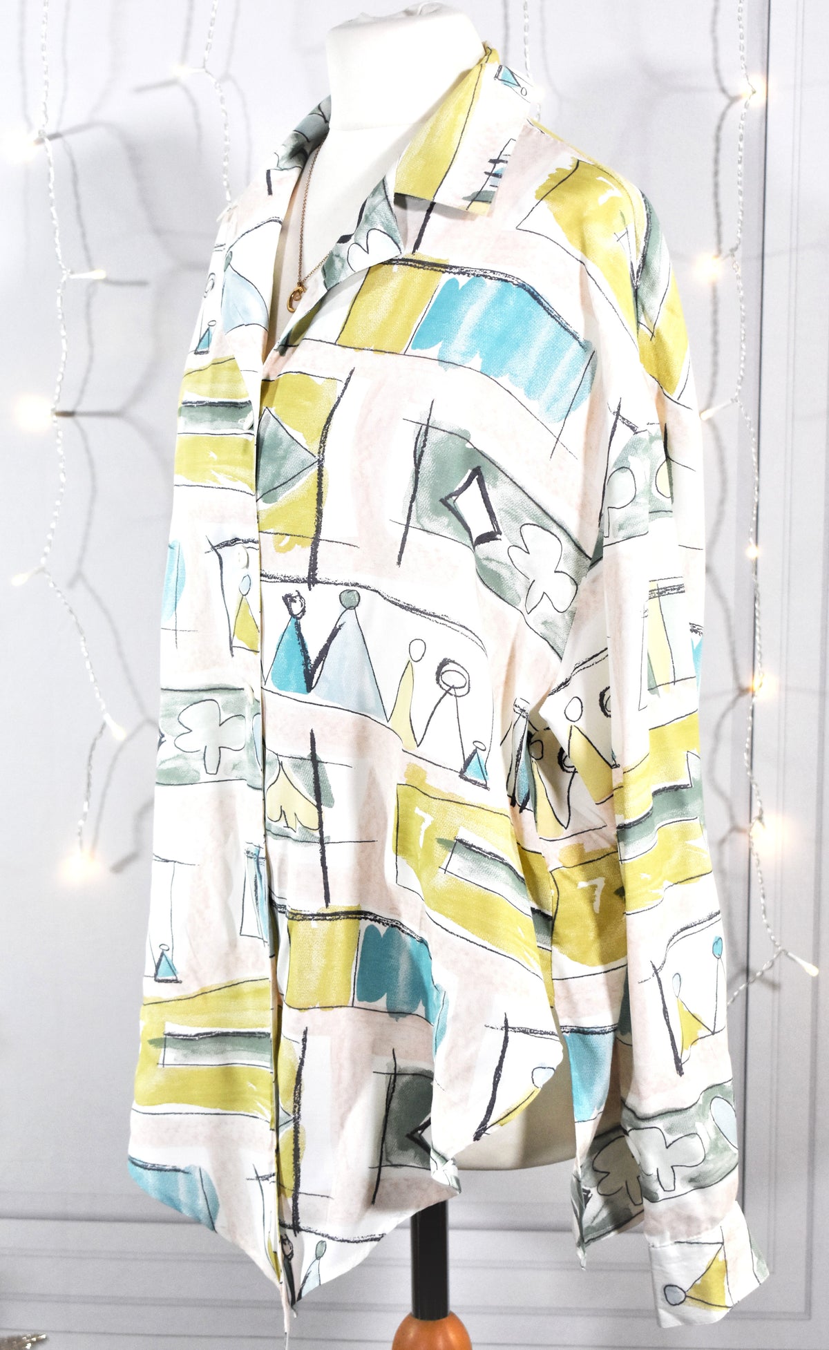 Chemise vintage Laurene M aux motifs graphiques pastel
