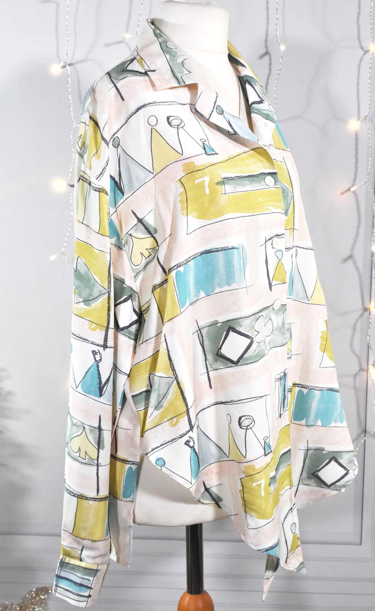 Chemise vintage Laurene M aux motifs graphiques pastel