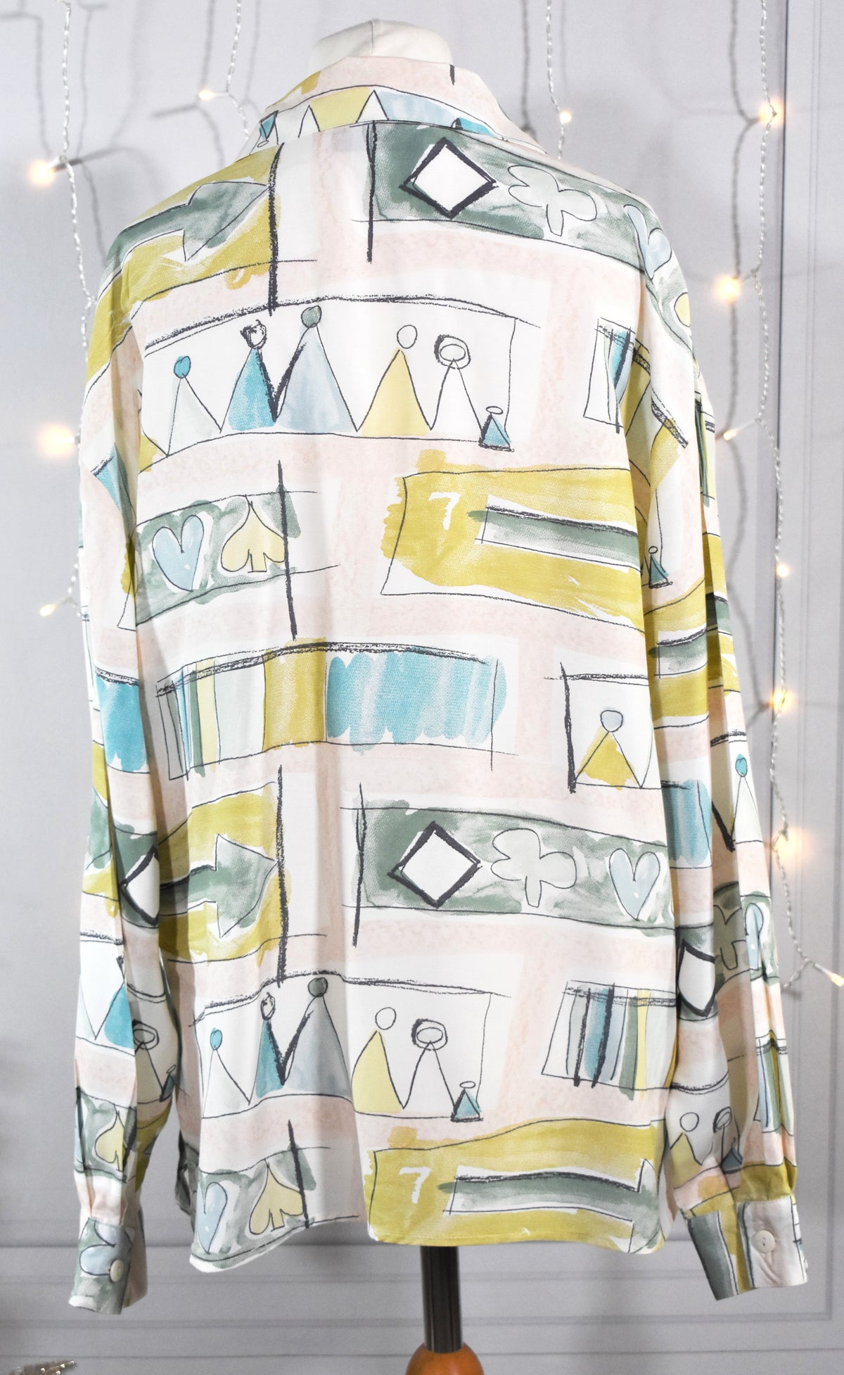 Chemise vintage Laurene M aux motifs graphiques pastel