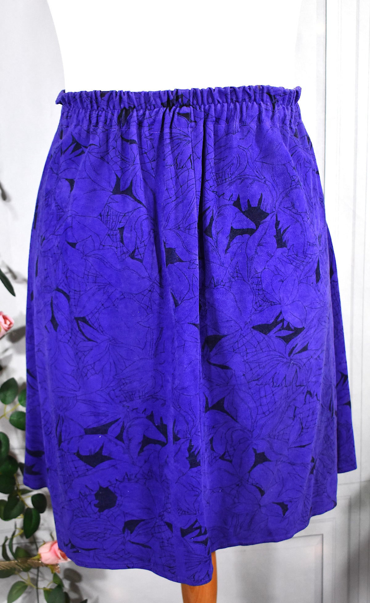 Jupe en velours violet & motifs noirs