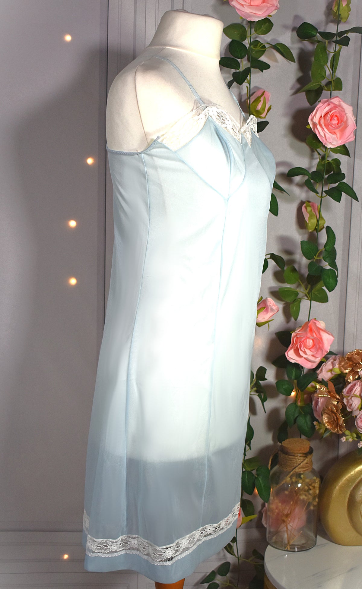 Jolie nuisette vintage bleu pastel