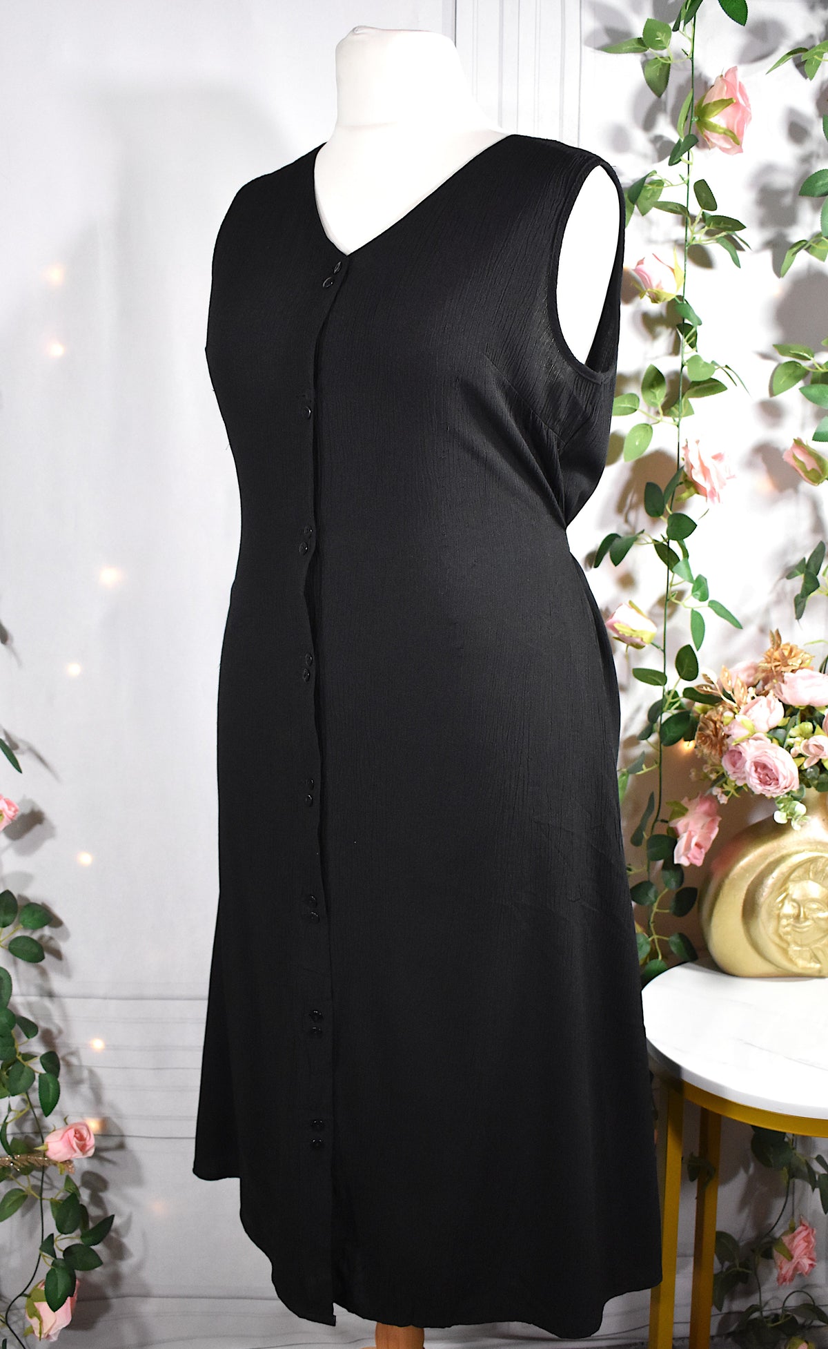 Robe noire effet froissé