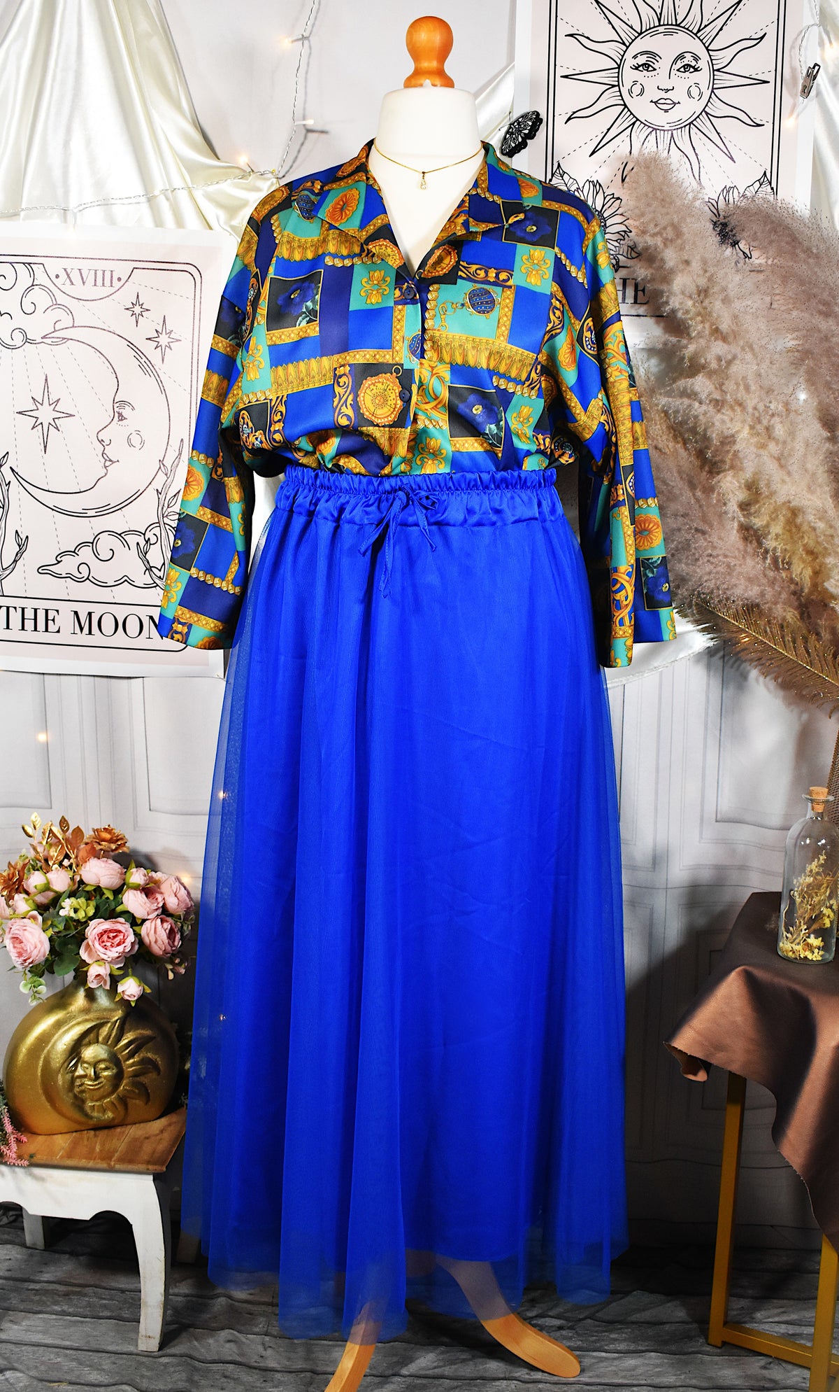 Jupe longue en tulle bleu roi