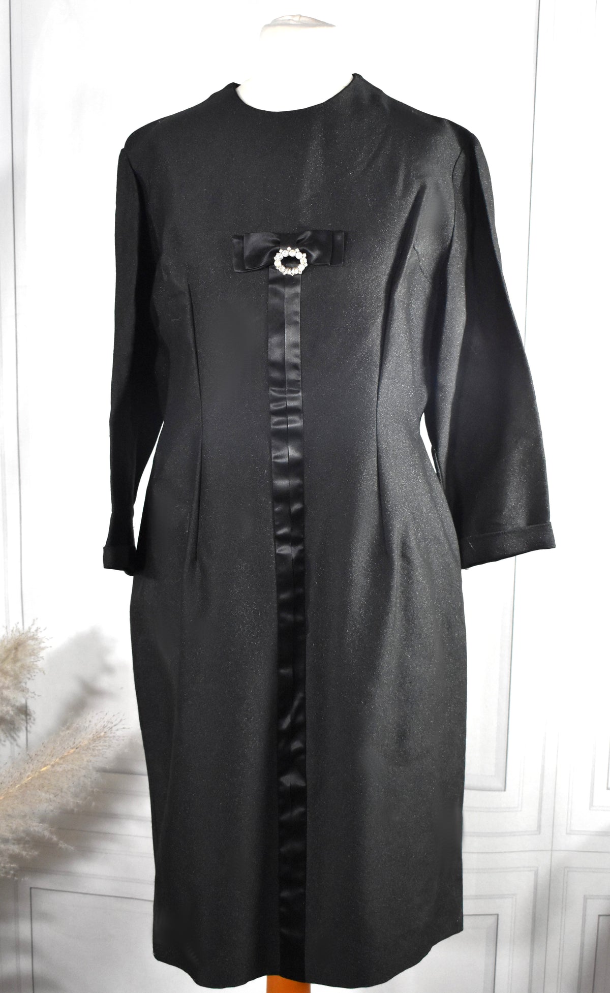 Robe chic noir pailletée