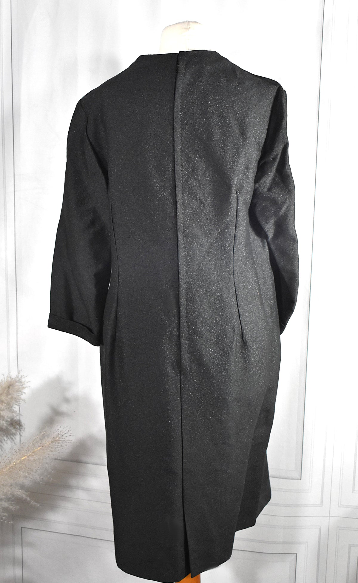 Robe chic noir pailletée