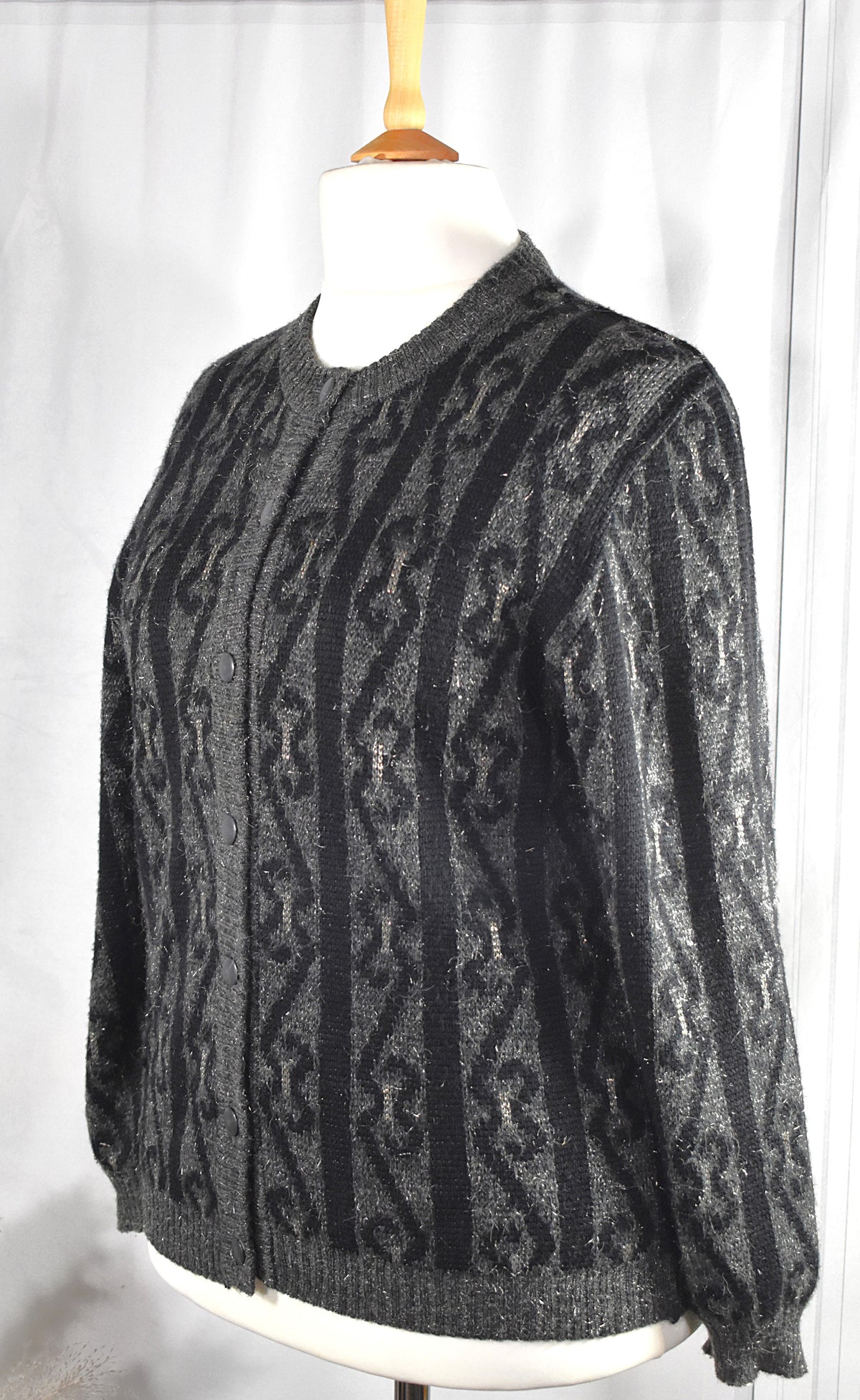 Cardigan en laine mélangée gris, noir et pailleté