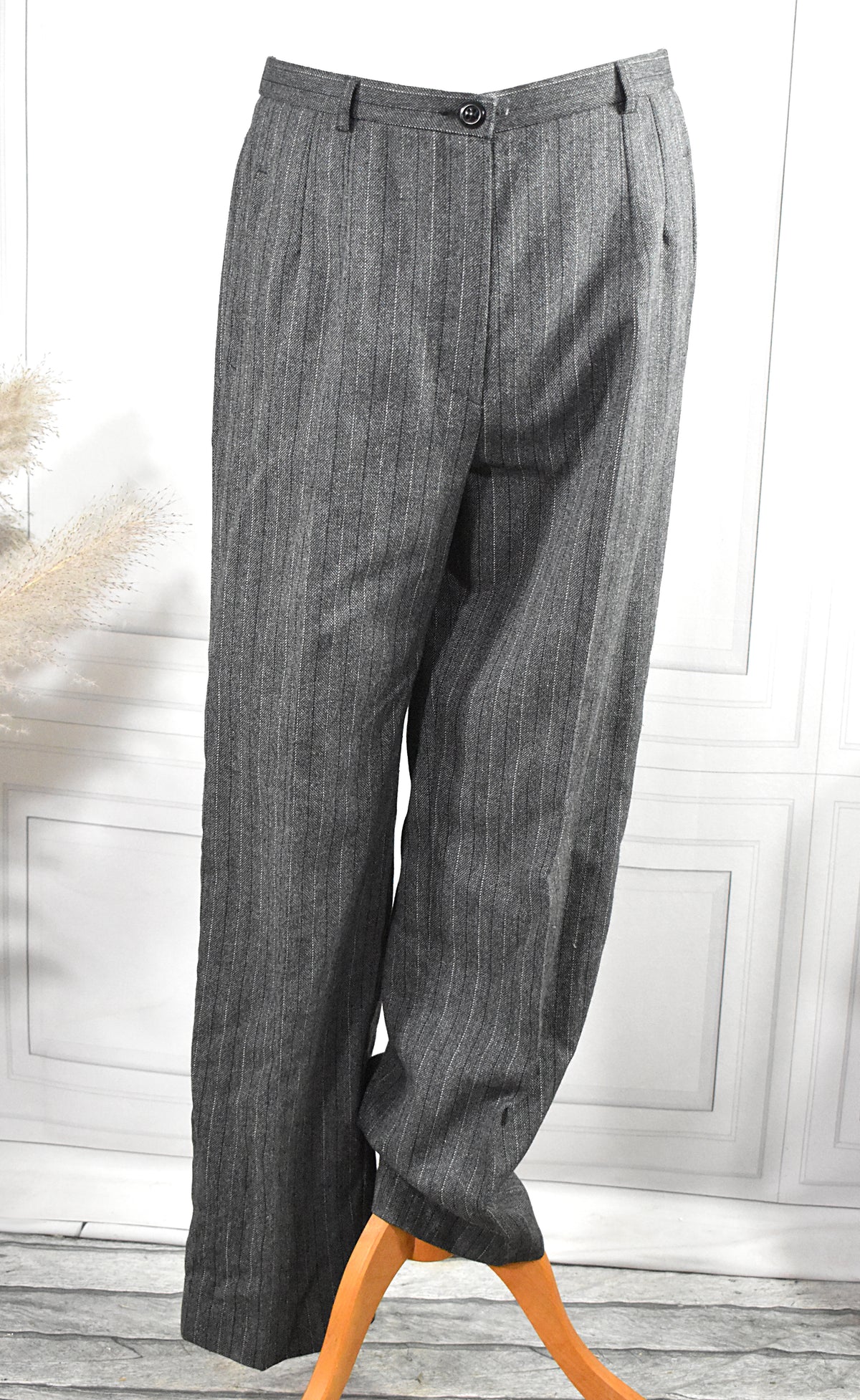 Pantalon en laine mélangée gris Bruno St Hilaire