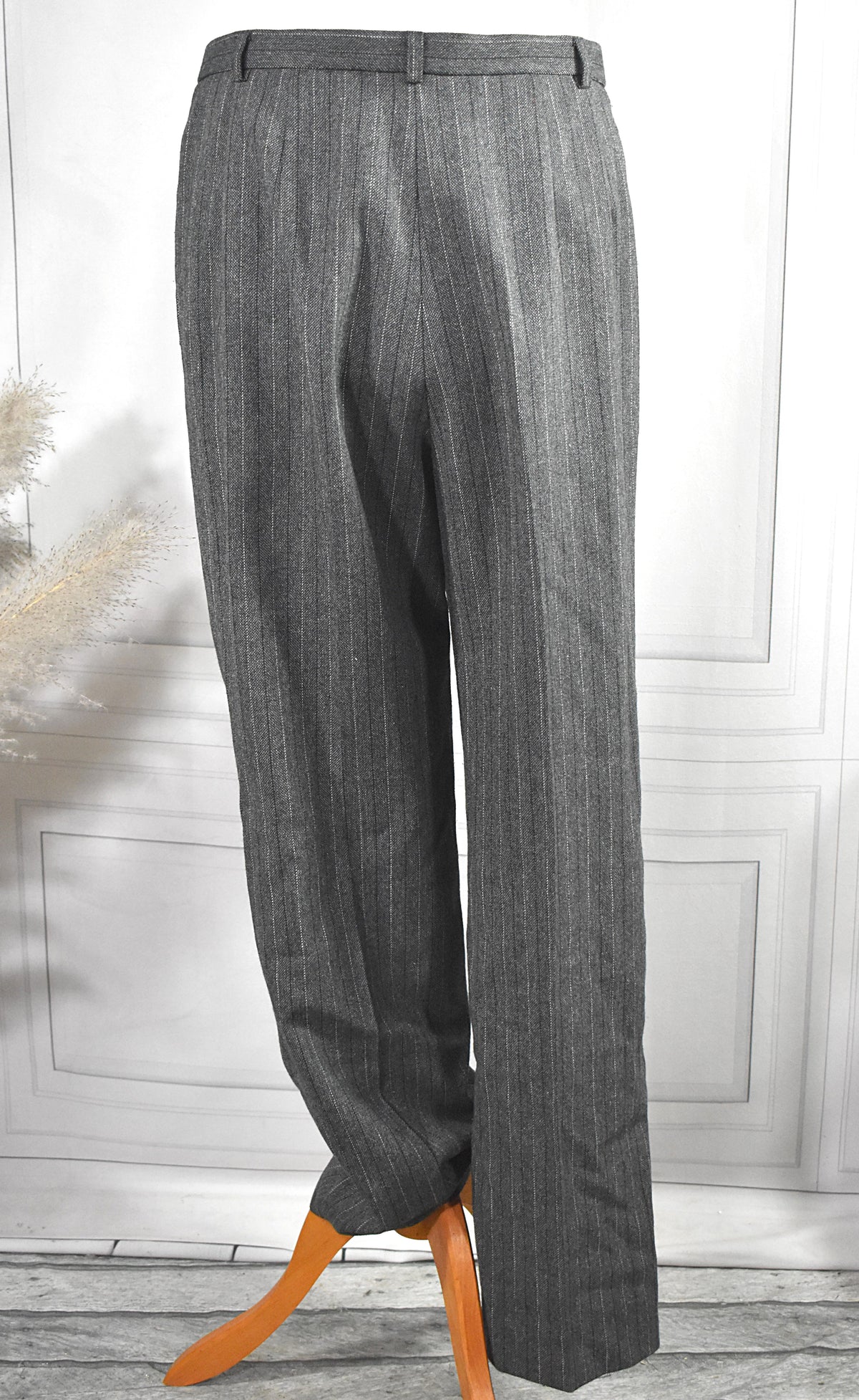 Pantalon en laine mélangée gris Bruno St Hilaire