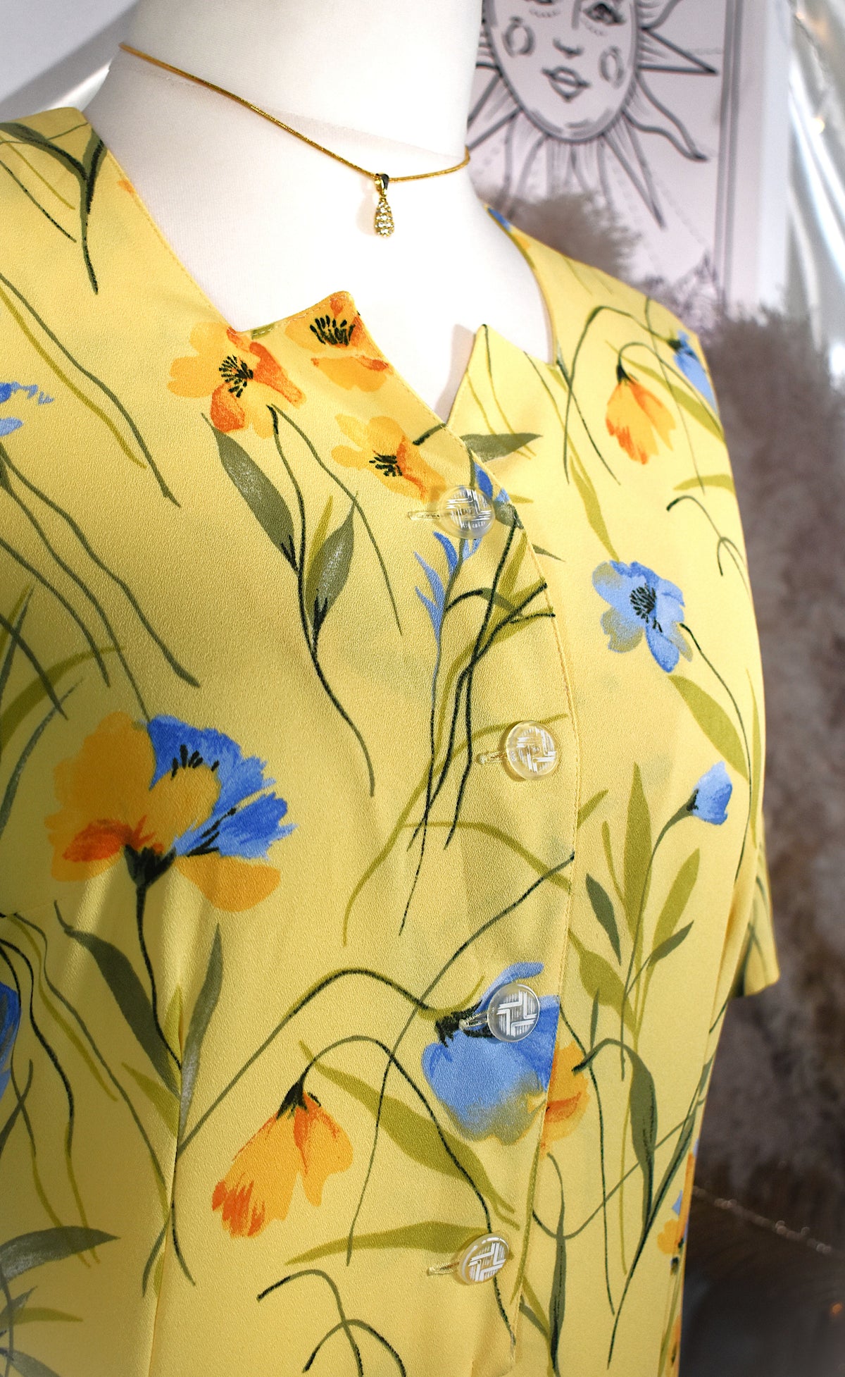 Robe jaune fluide imprimé floral