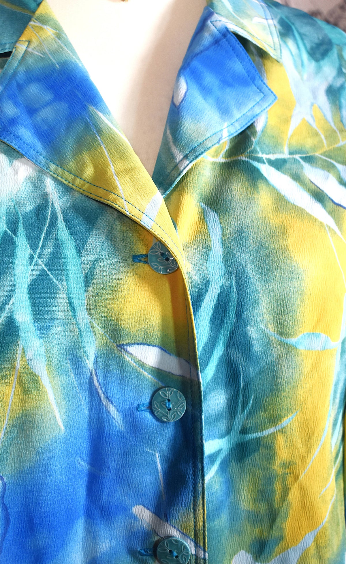 Robe tropicale bleu jaune