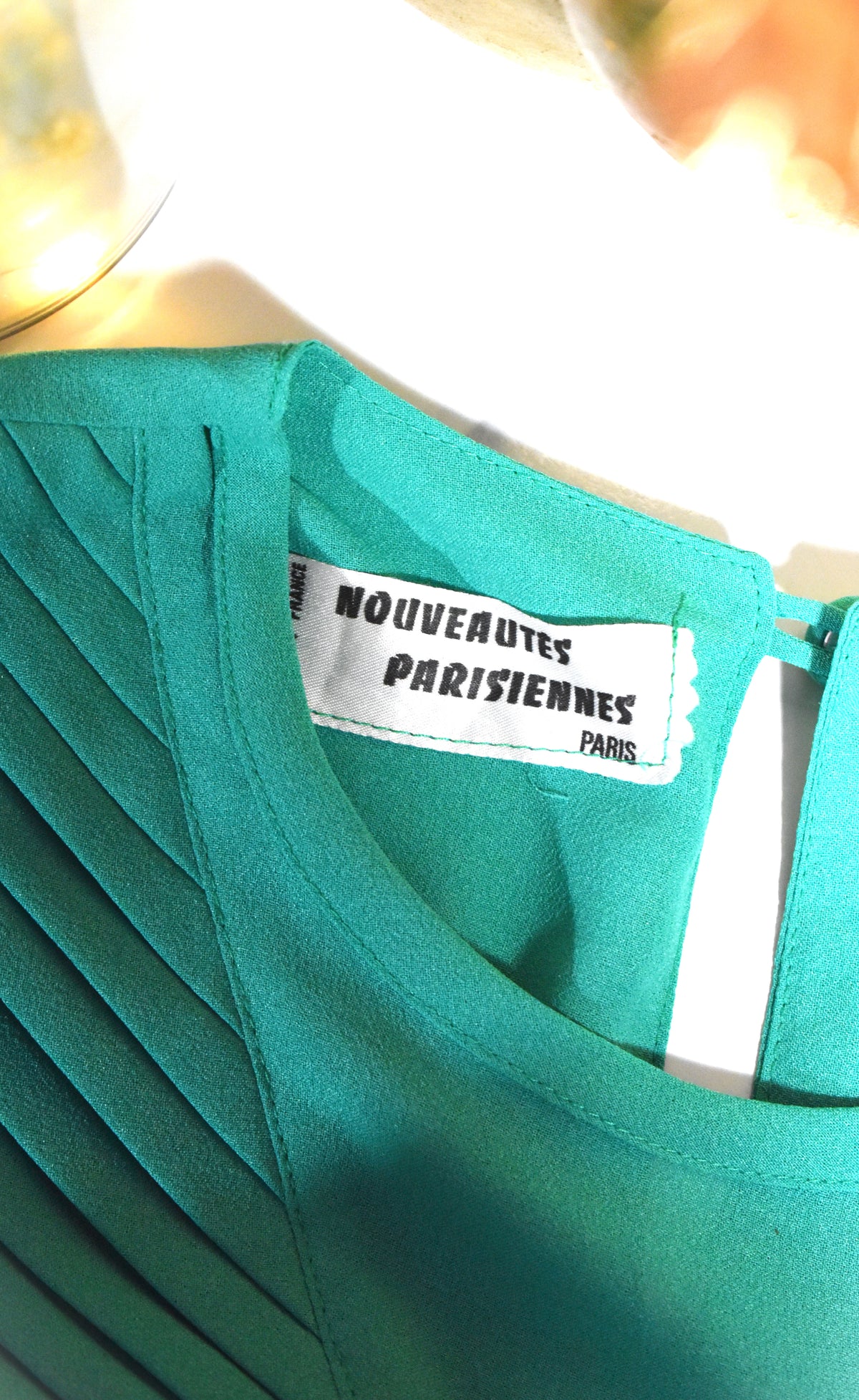 Robe plissée vert émeraude