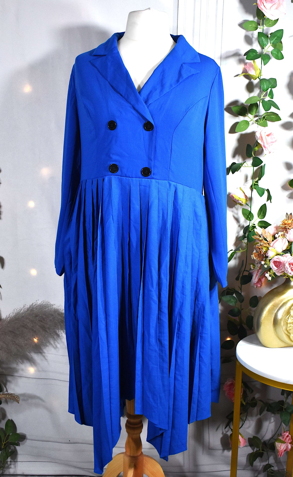 Robe plissée asymétrique bleu roi