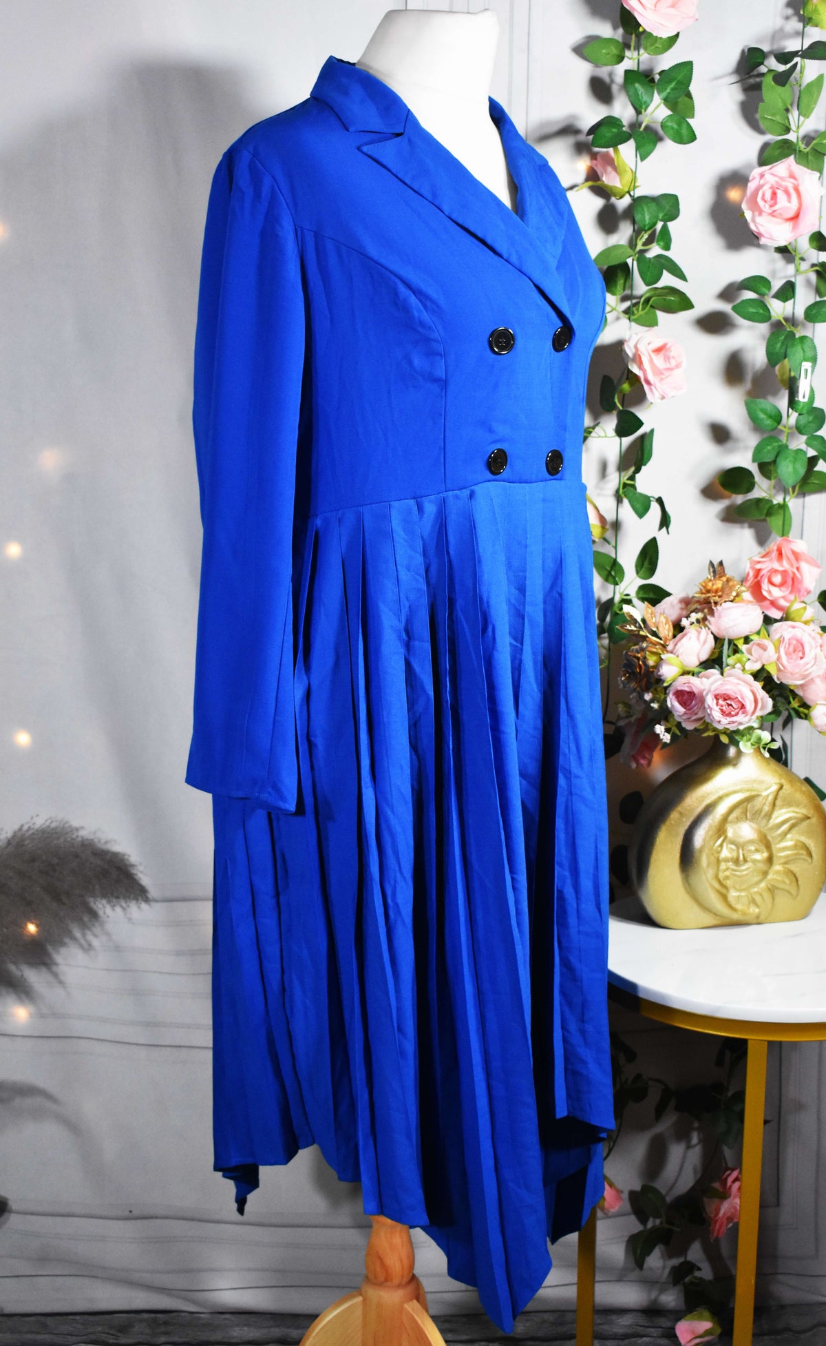 Robe plissée asymétrique bleu roi