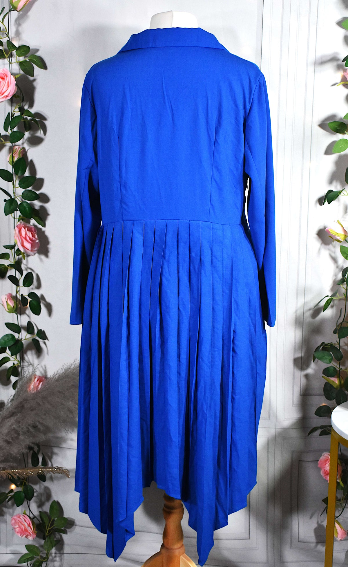 Robe plissée asymétrique bleu roi