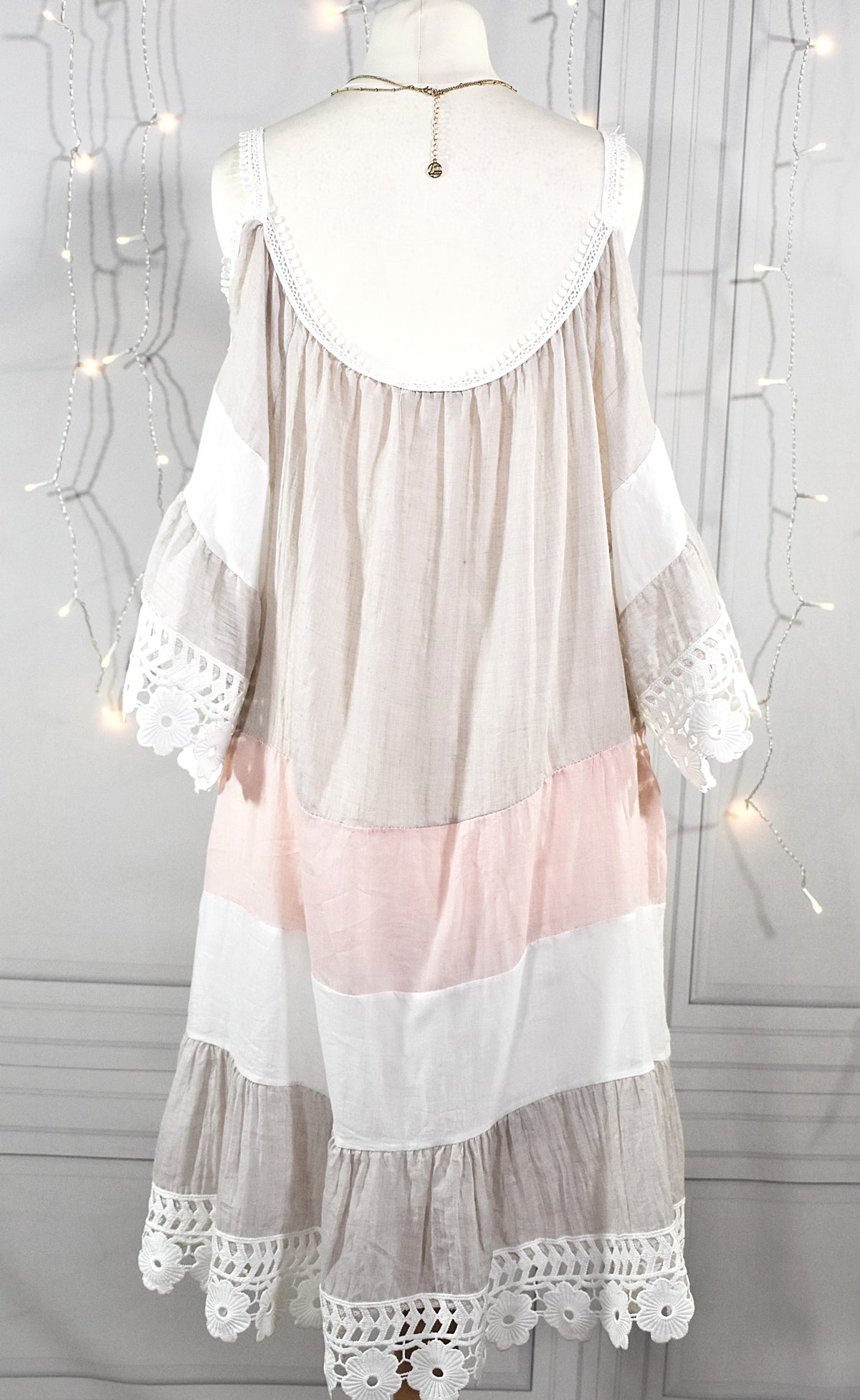 Robe courte bohème pastel