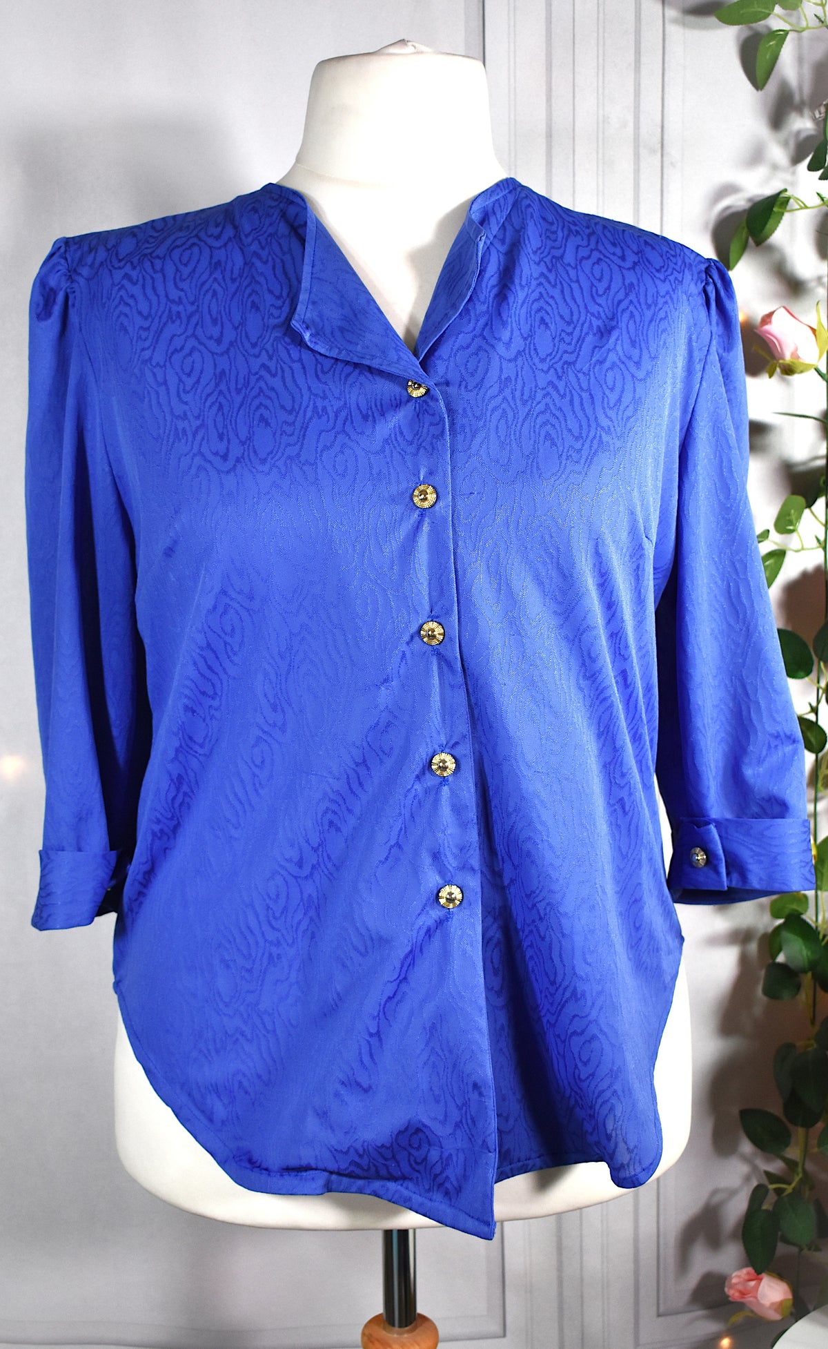 Blouse bleu pervenche damassée